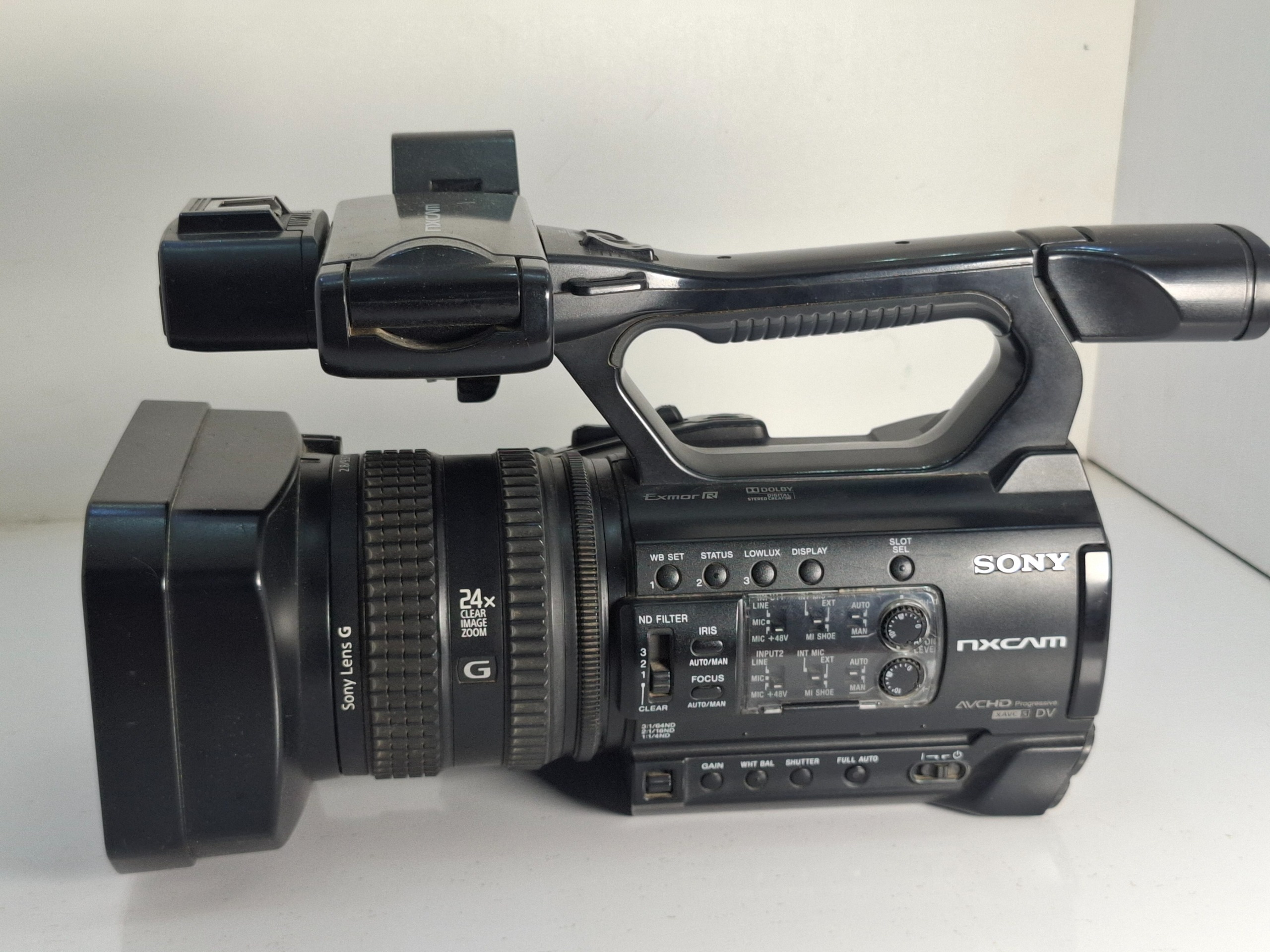 دوربین فیلمبرداری سونی nx100