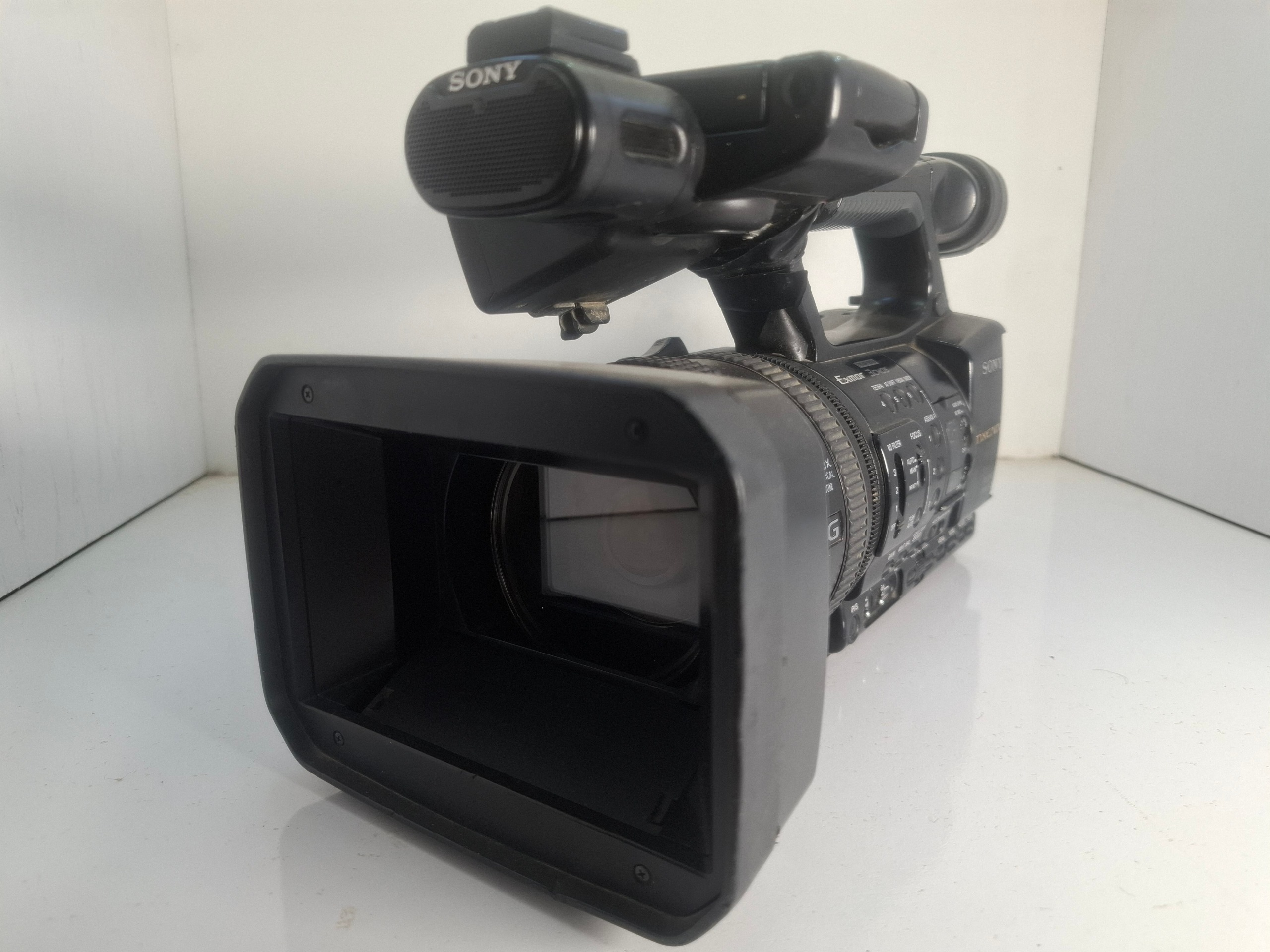 دوربین سونی NX5