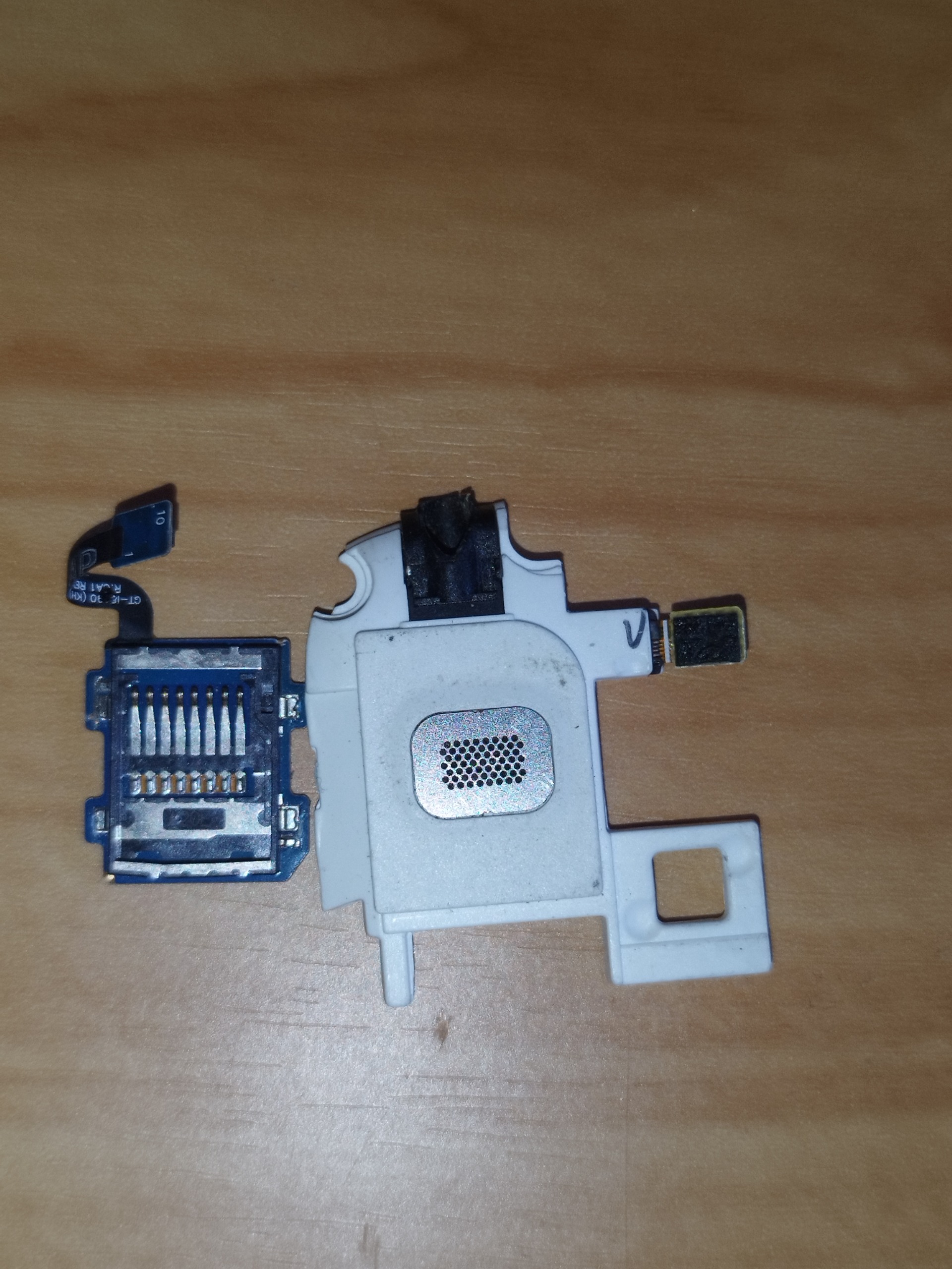 اسپیکر گوشی s3 mini