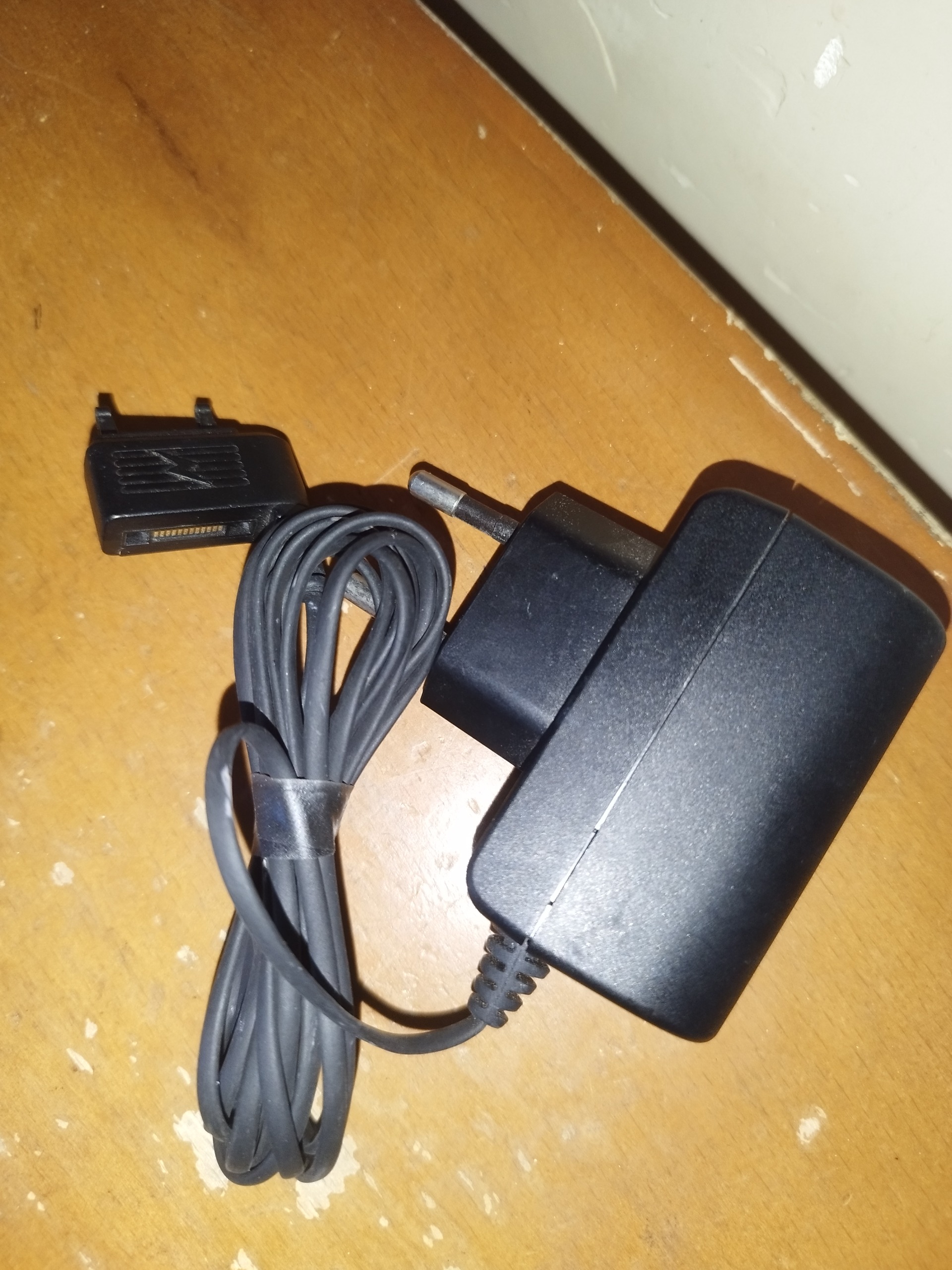 شارژر سونی اریکسون