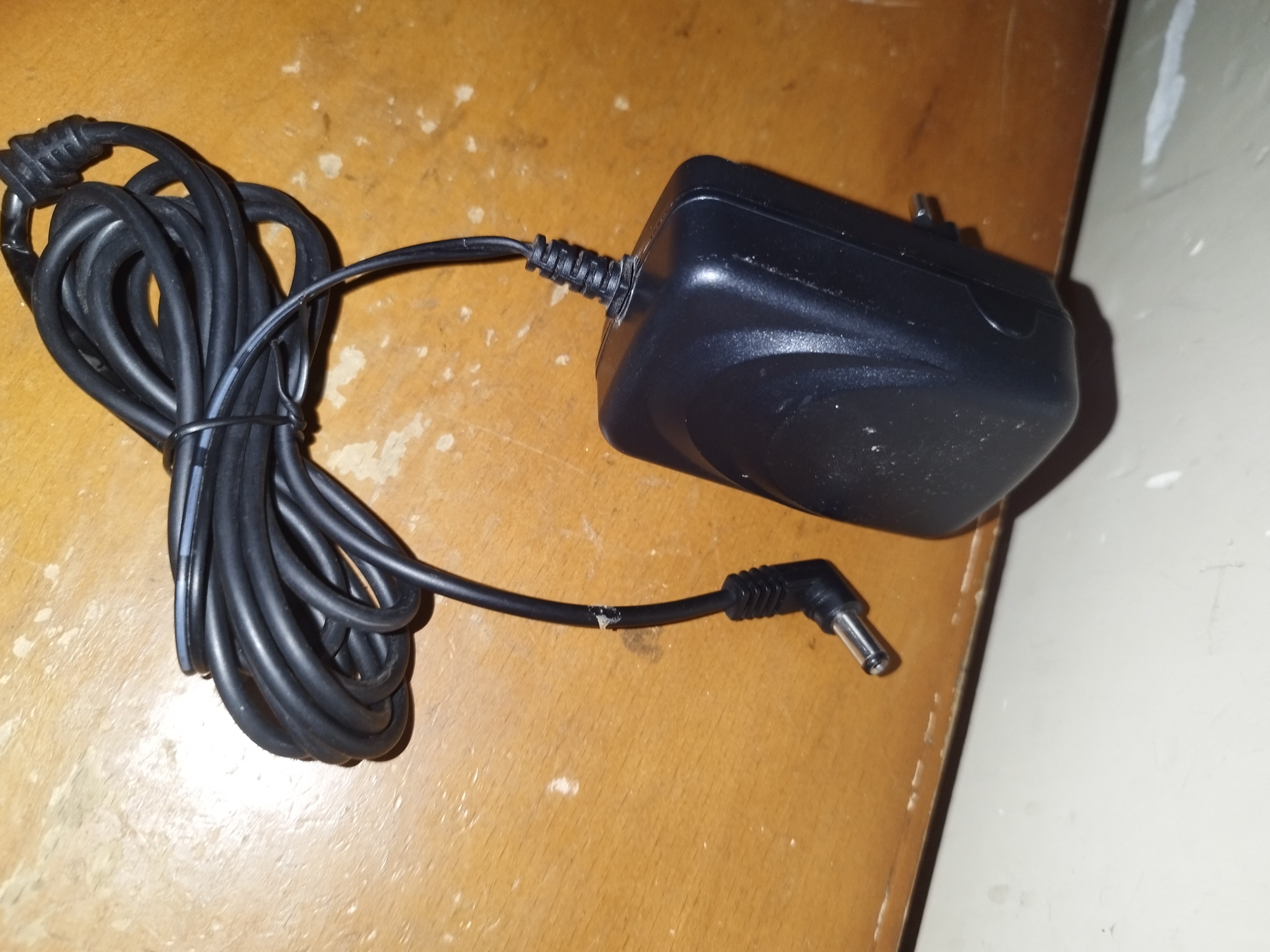 آداپتور 12 ولت 2آمپر