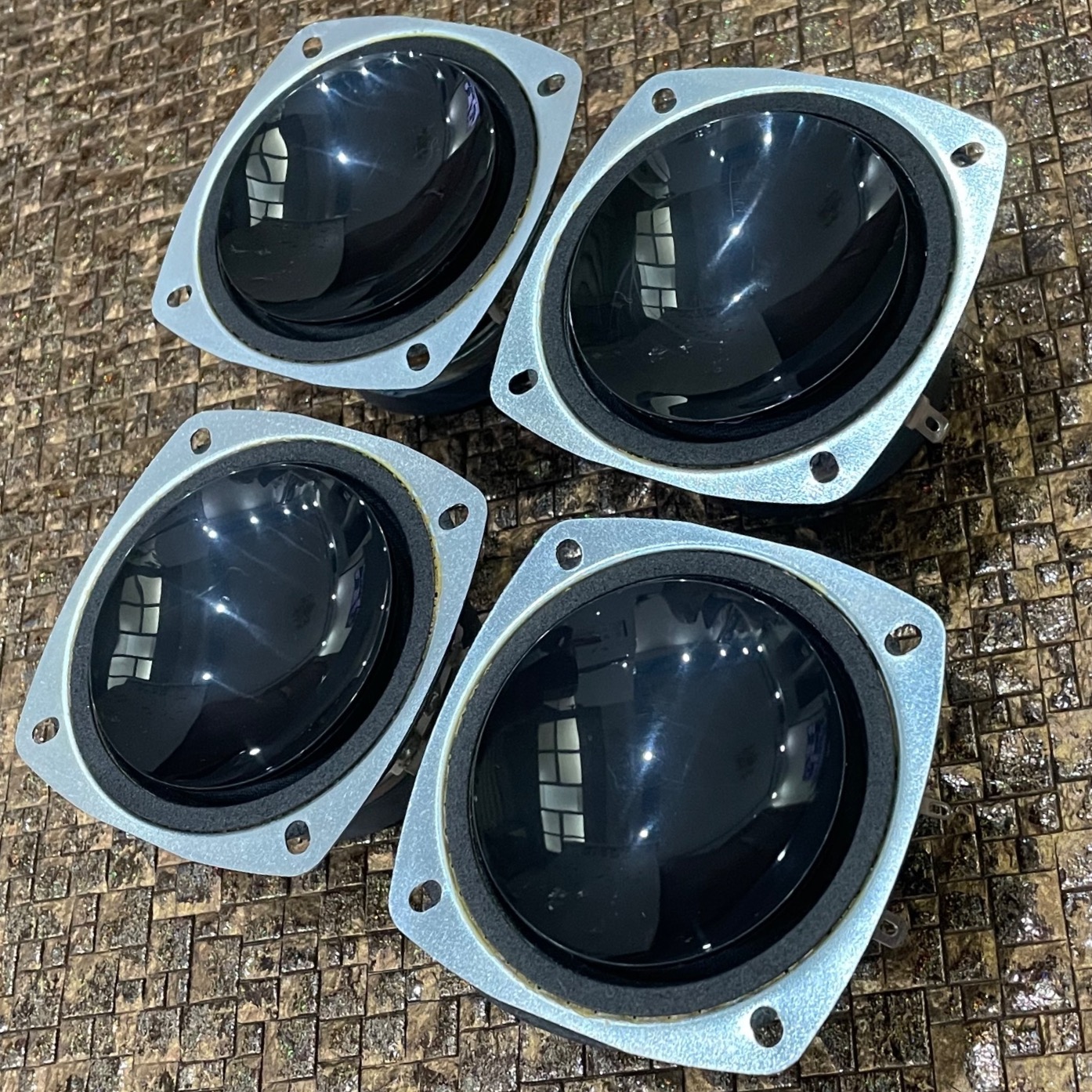 میدرنج اورجینال ال جیLG MIDRANGE