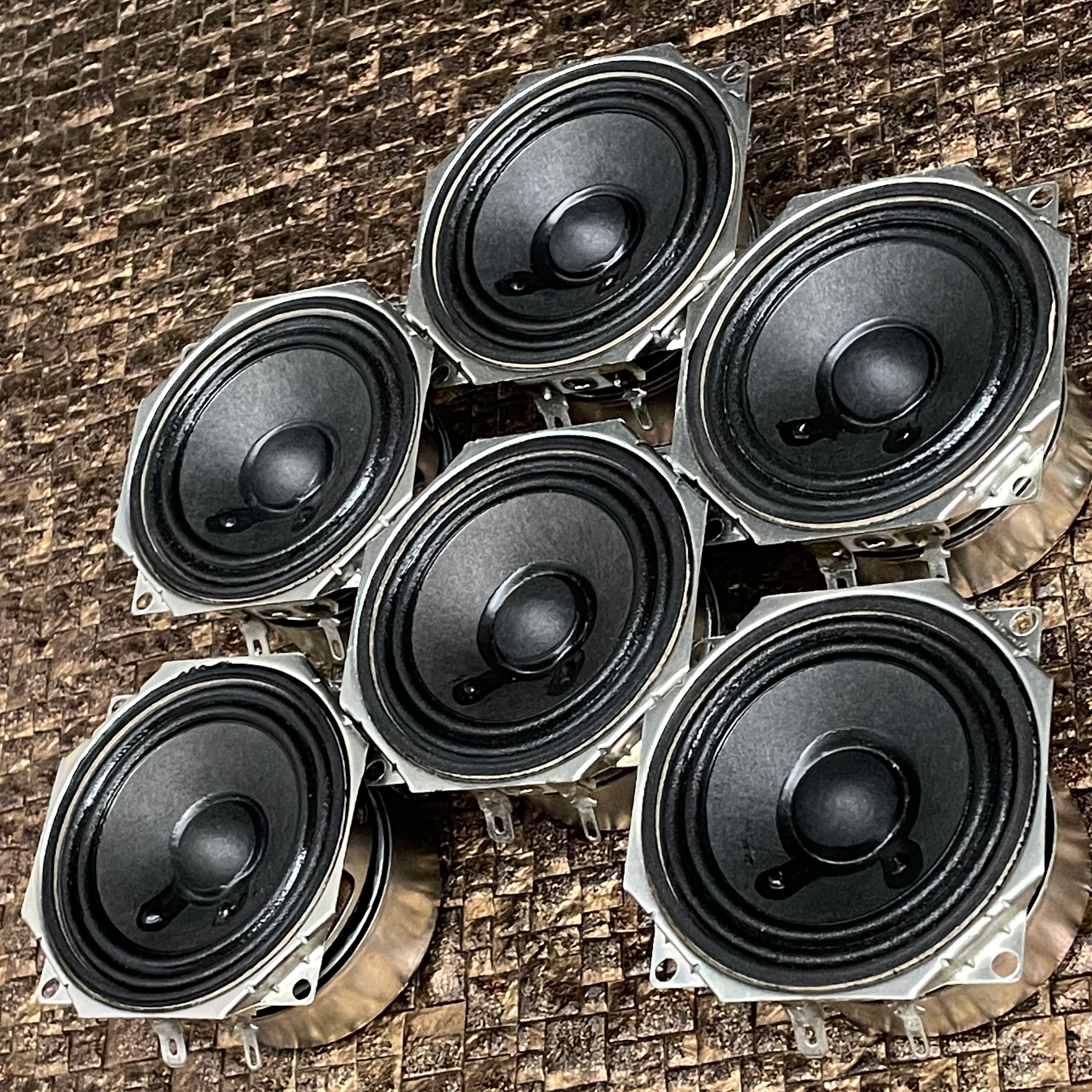 میدرنج اورجینال ال جیLG MIDRANGE