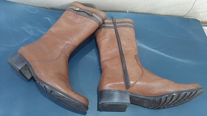 بوت زنانه مارال چرم