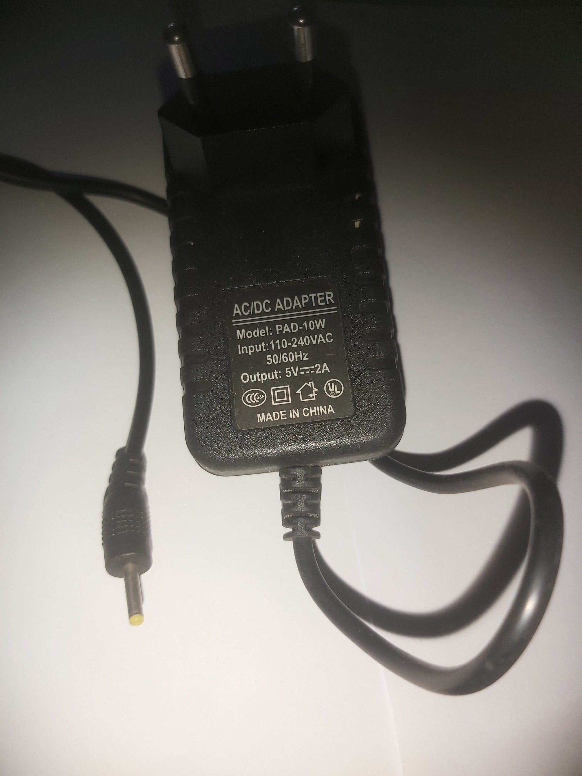 آداپتور سوزنی 10 وات 5 ولت 2 آمپر