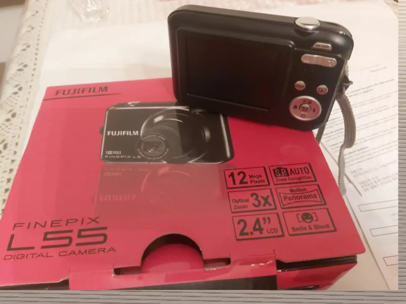 دوربین عکاسی FUJIFILM  مدل FINEPIX  L 55