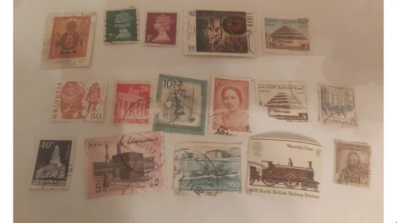تمبر پستی کشورهای مختلف  شانزده عدد $$mr$$