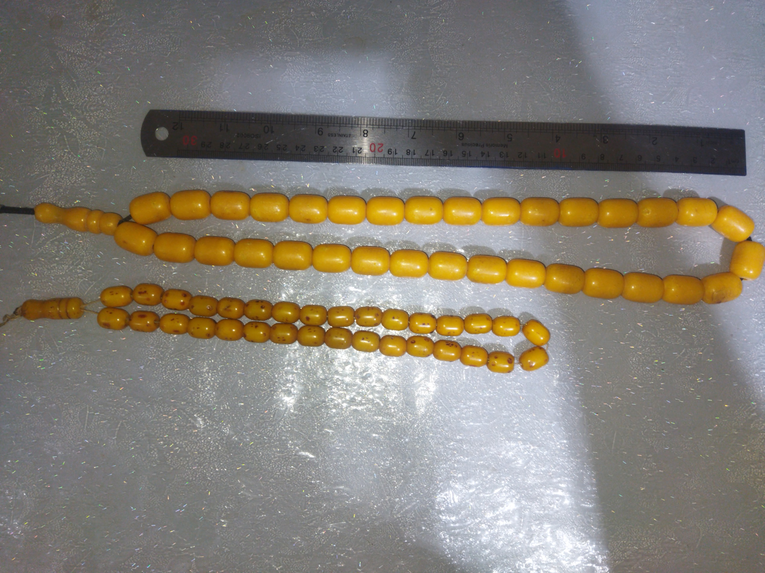 تسبیح کهربا قدیمی