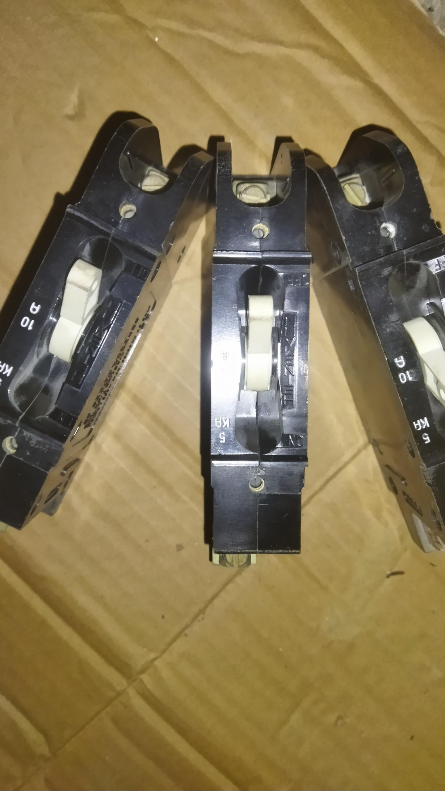 فیوز مینیاتوری درجه یک