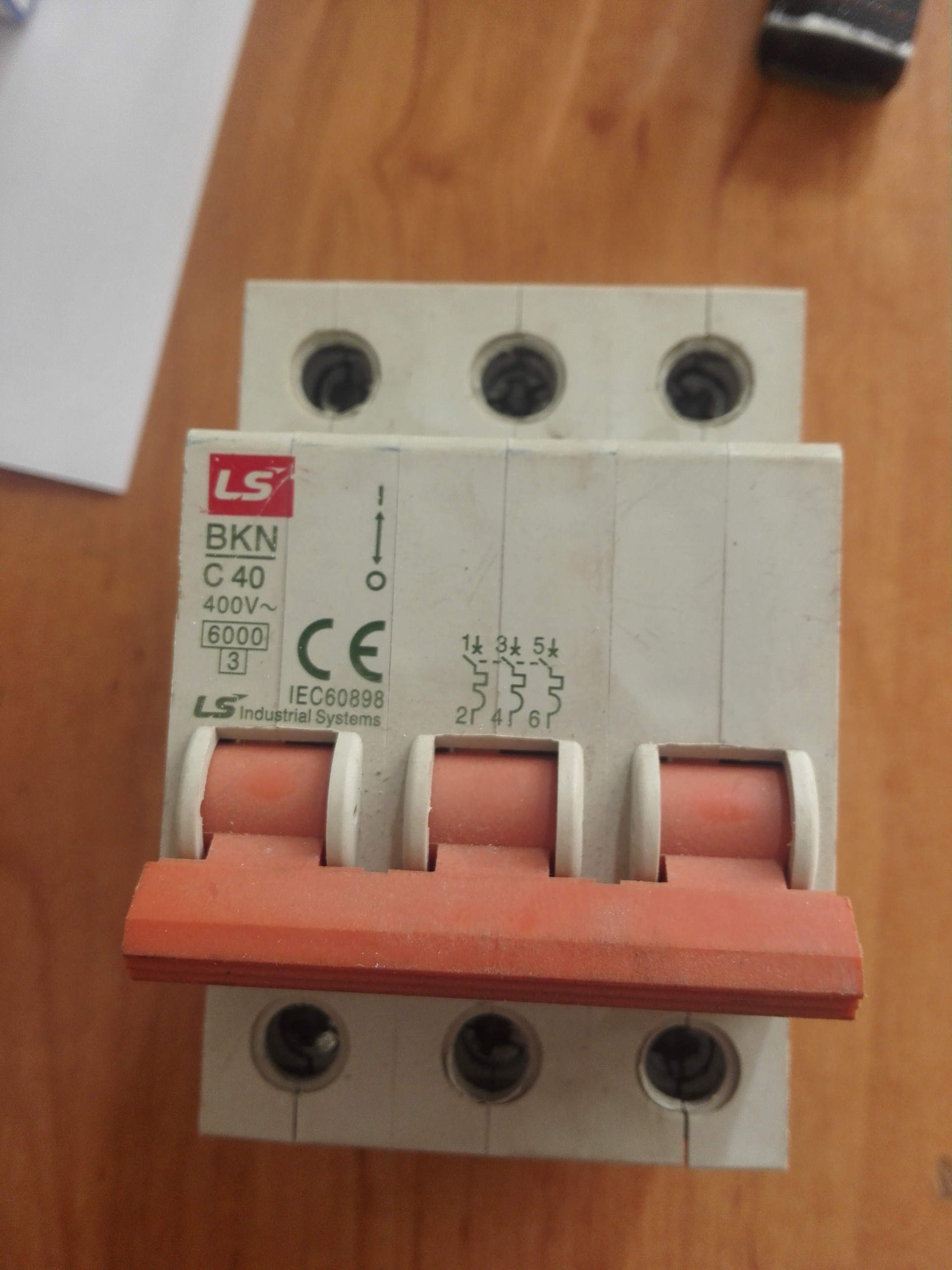 مینیاتوری LS - C40