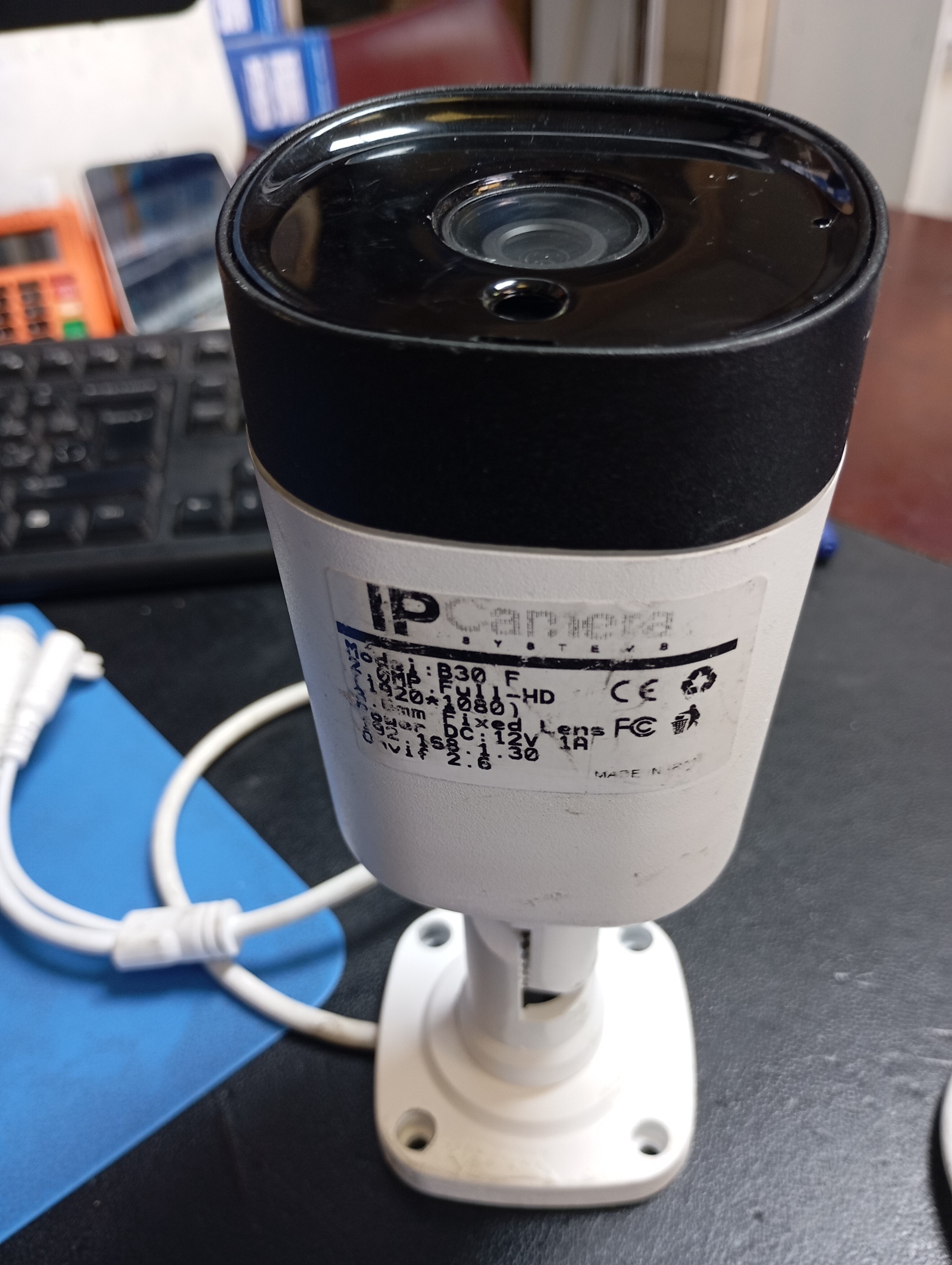 دوربین IP camera b30