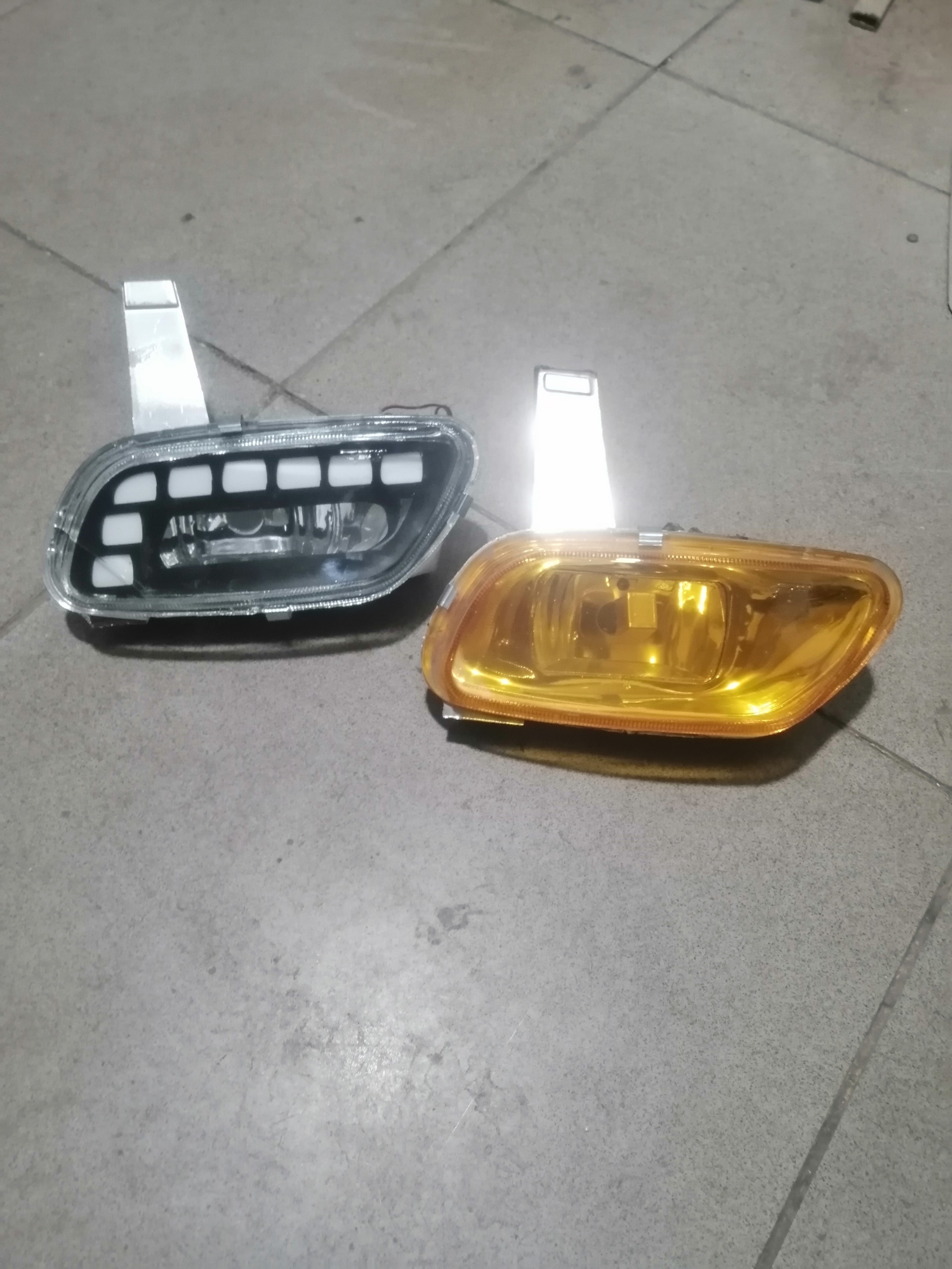 چراغ مه شکن پژوپارس