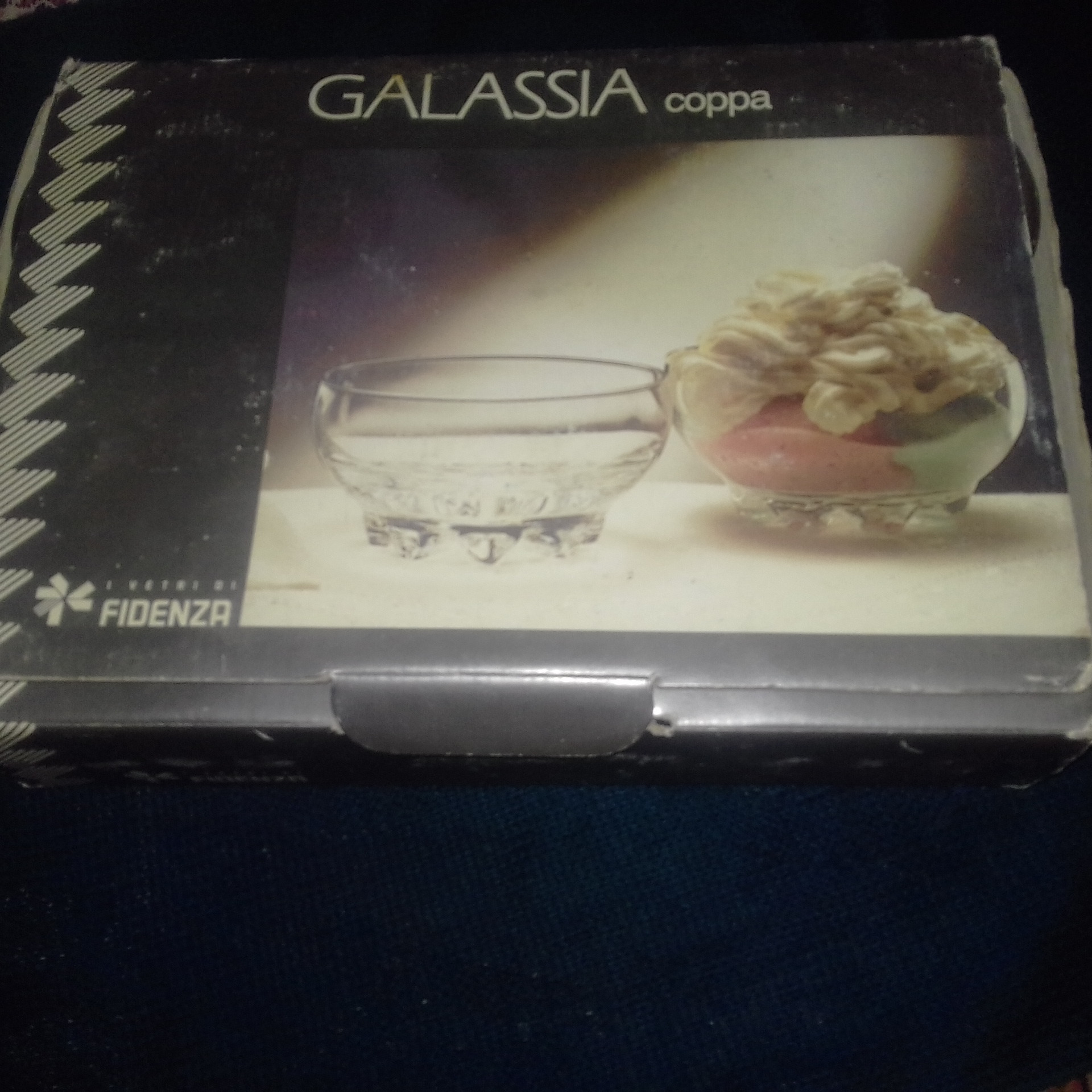 پیاله های پافیلی حک ایتالیا