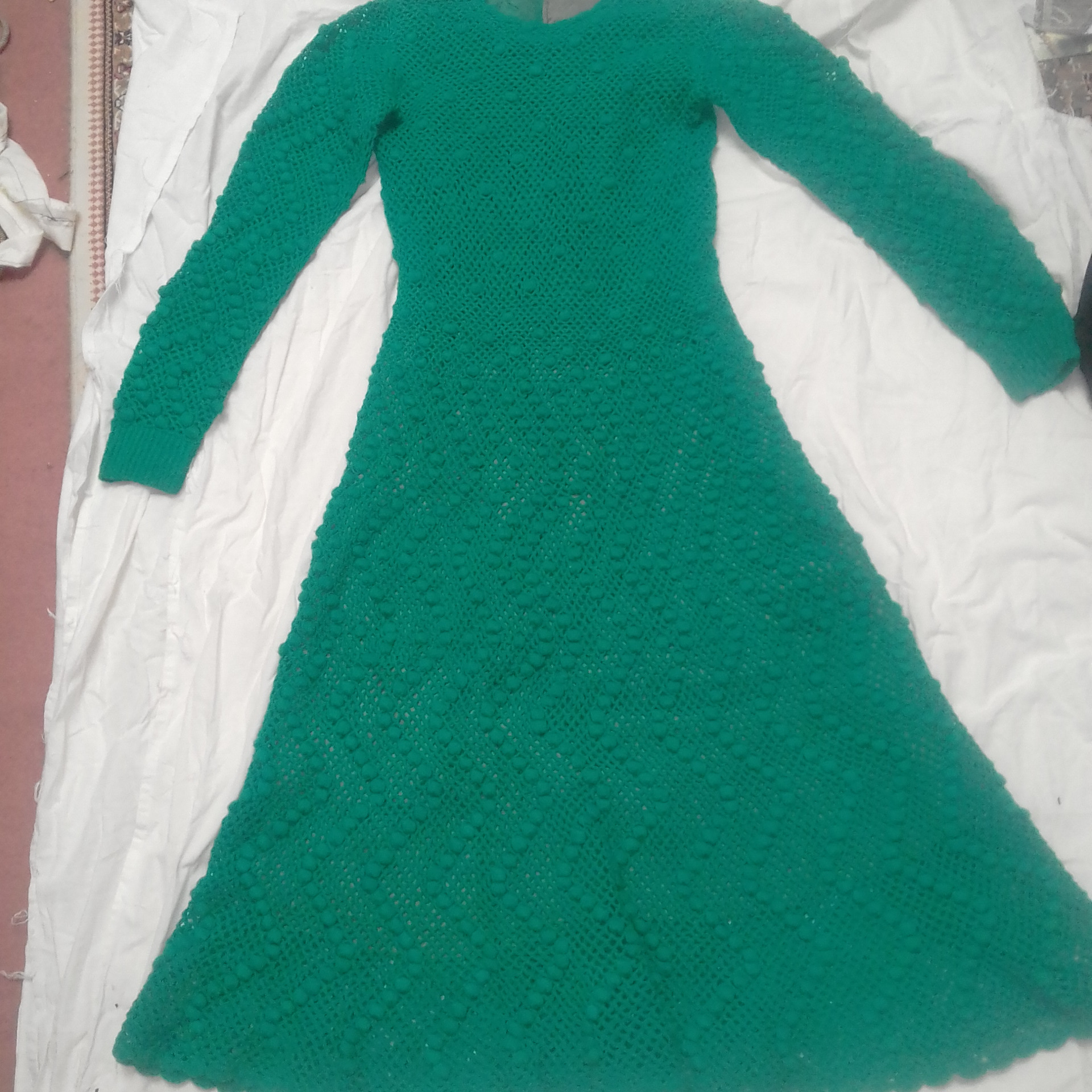 پیراهن بافتنی زنانه قدیمی