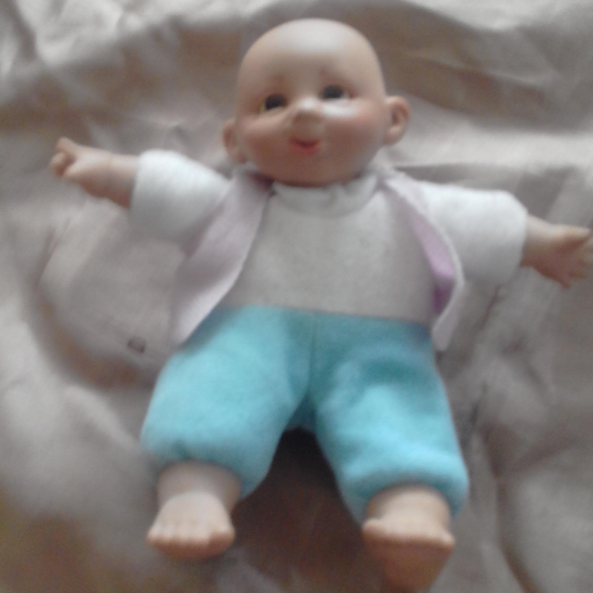 عروسک کوچک دهه شصت