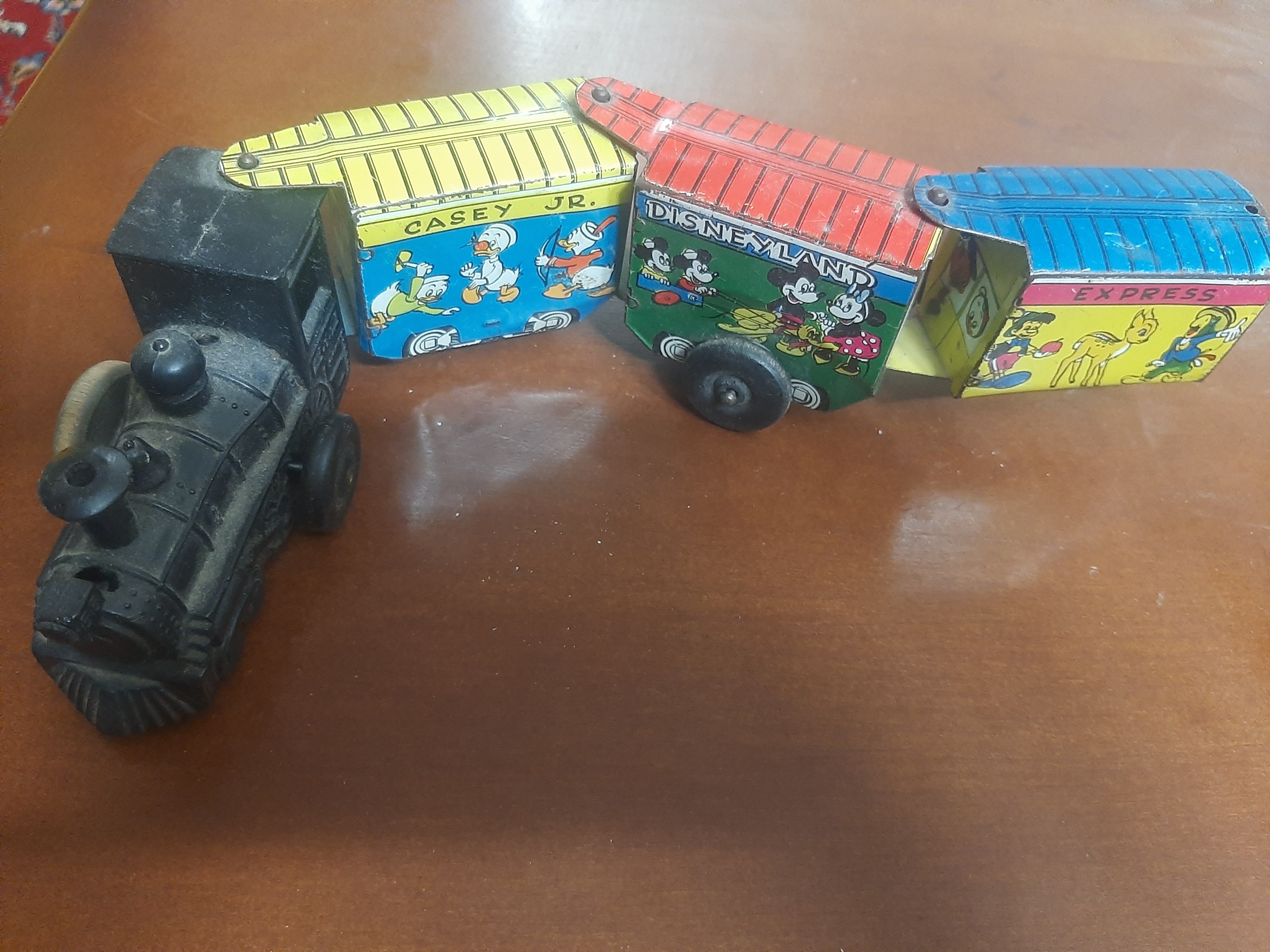 قطار اسباب بازی دهه 30 شمسی