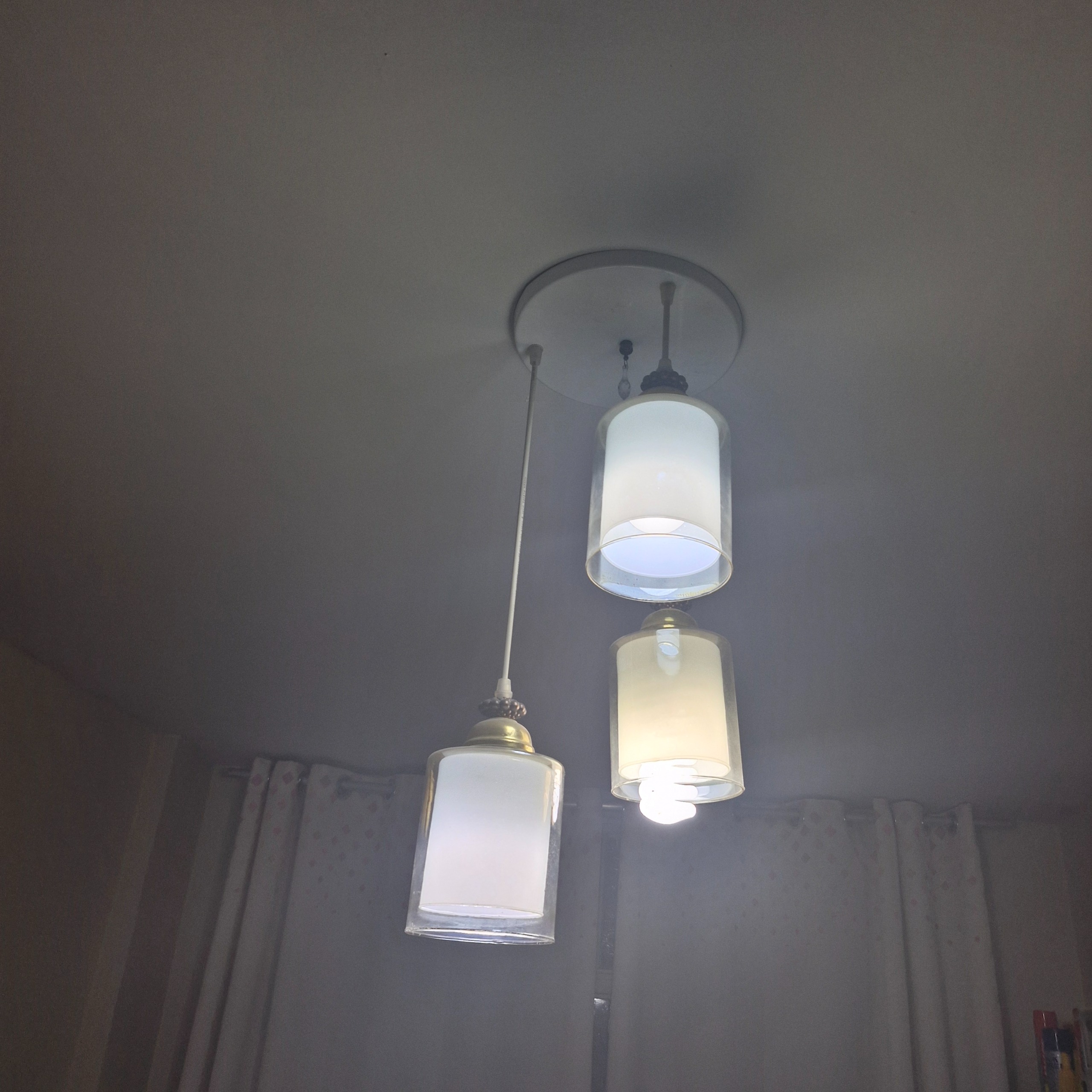 لوستر و چراغ آویز سهیل مدل گلد4