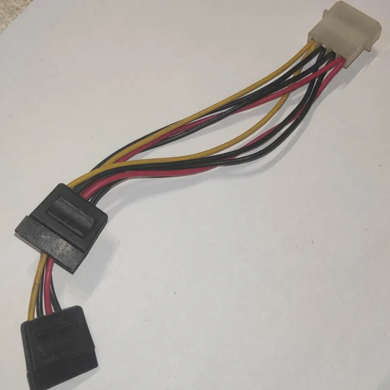 تبدیل برق مولکس(ide) به 2 ساتا کیفیت بالا کد I 129