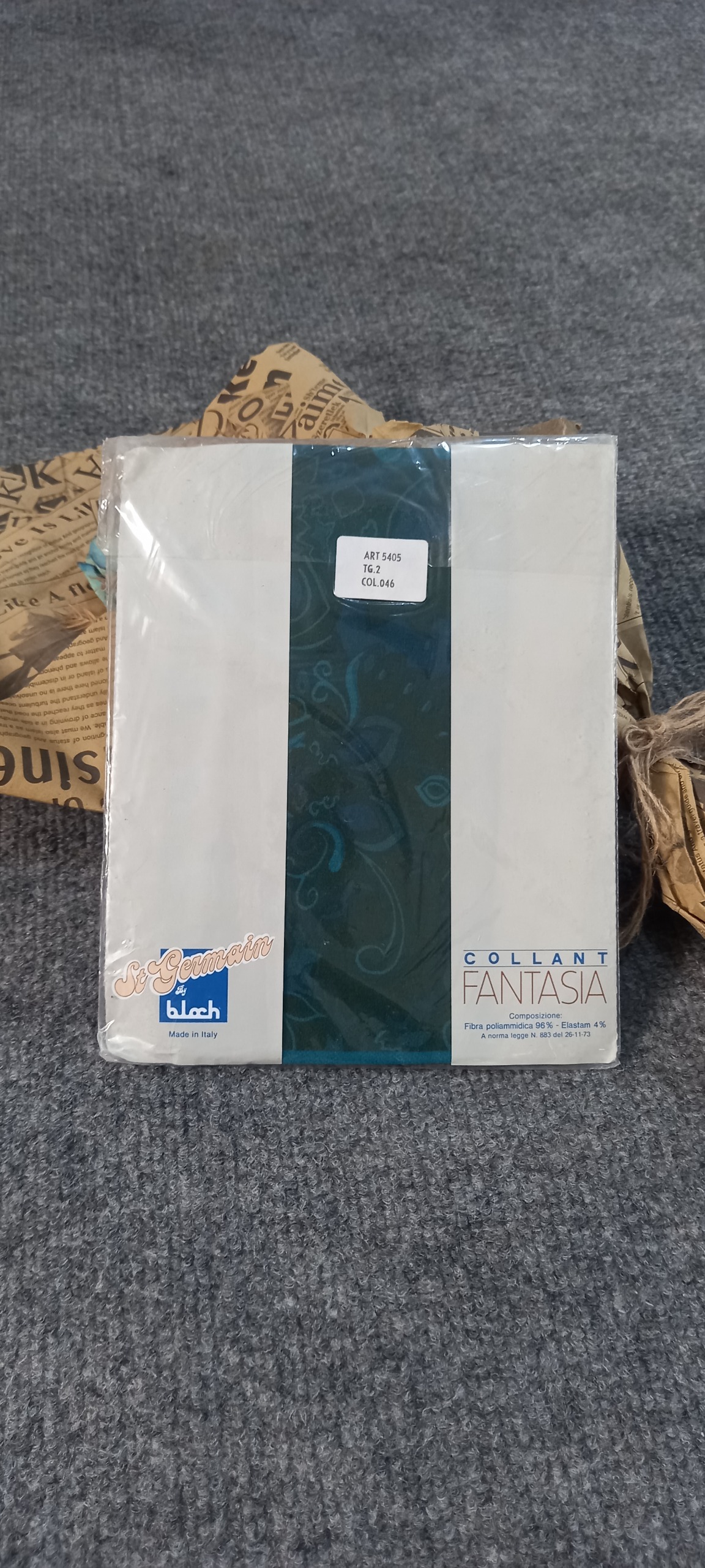 کد 76055-جوراب شلوار زنانه یشمی طرحدار (مهرداد)