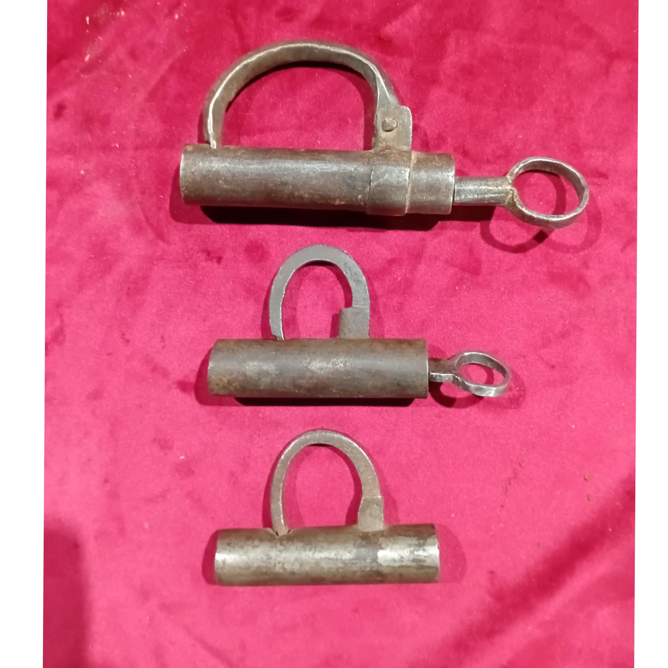 قفل قدیمی قاجاری