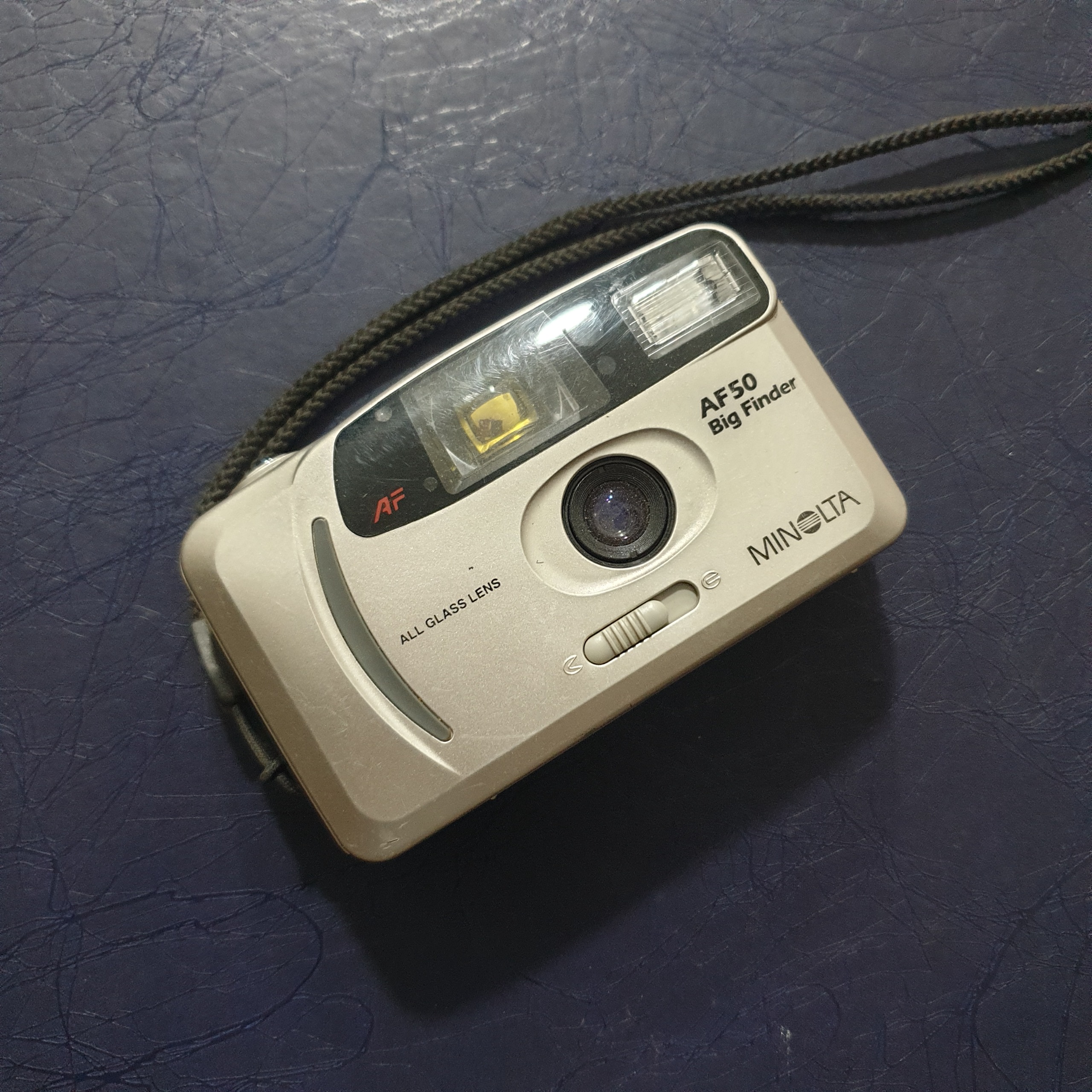 دوربین عکاسی کلکسیونی Minolta قدیمی Ns3