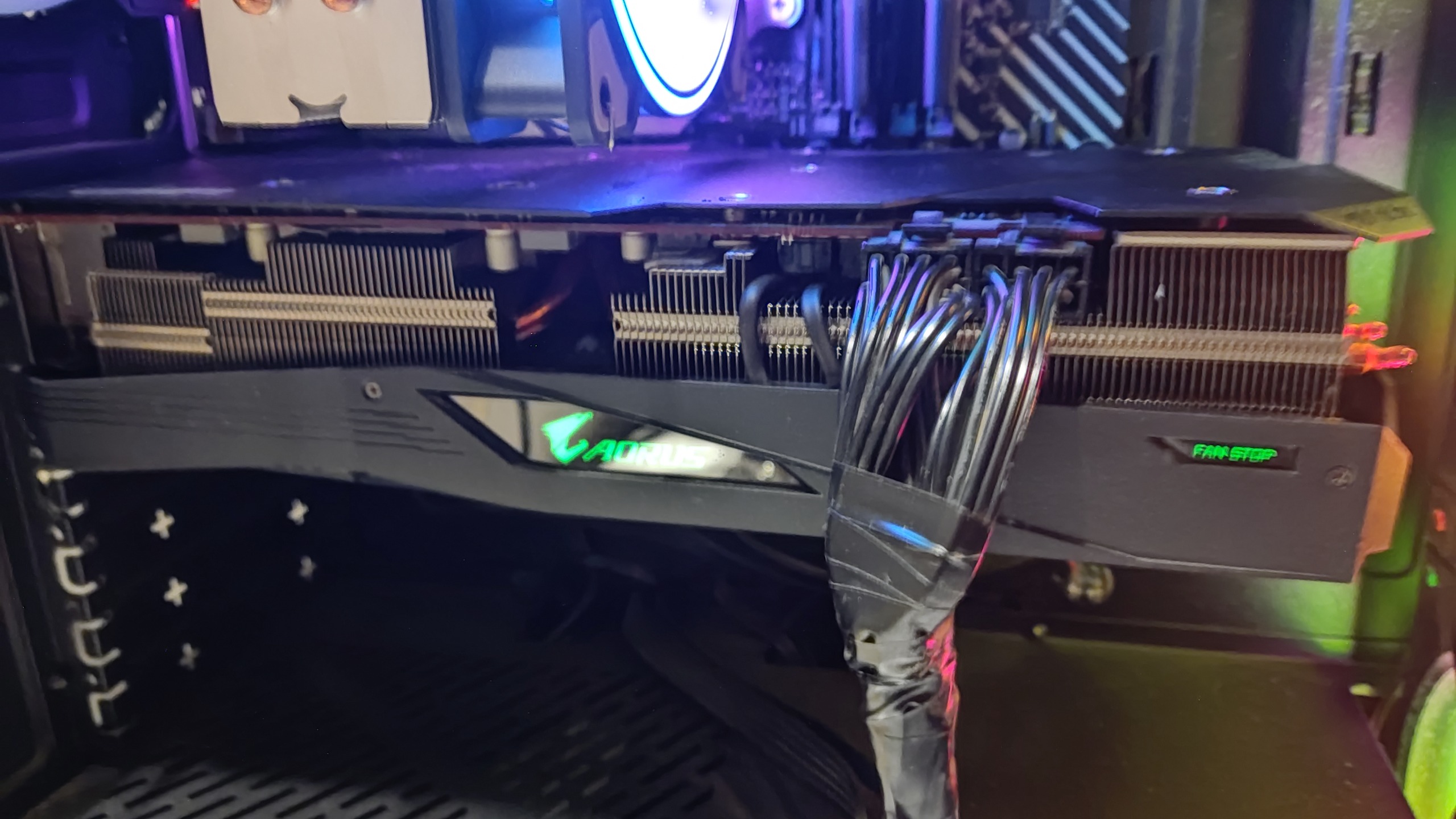 Rx5700xt gigabyte auros
