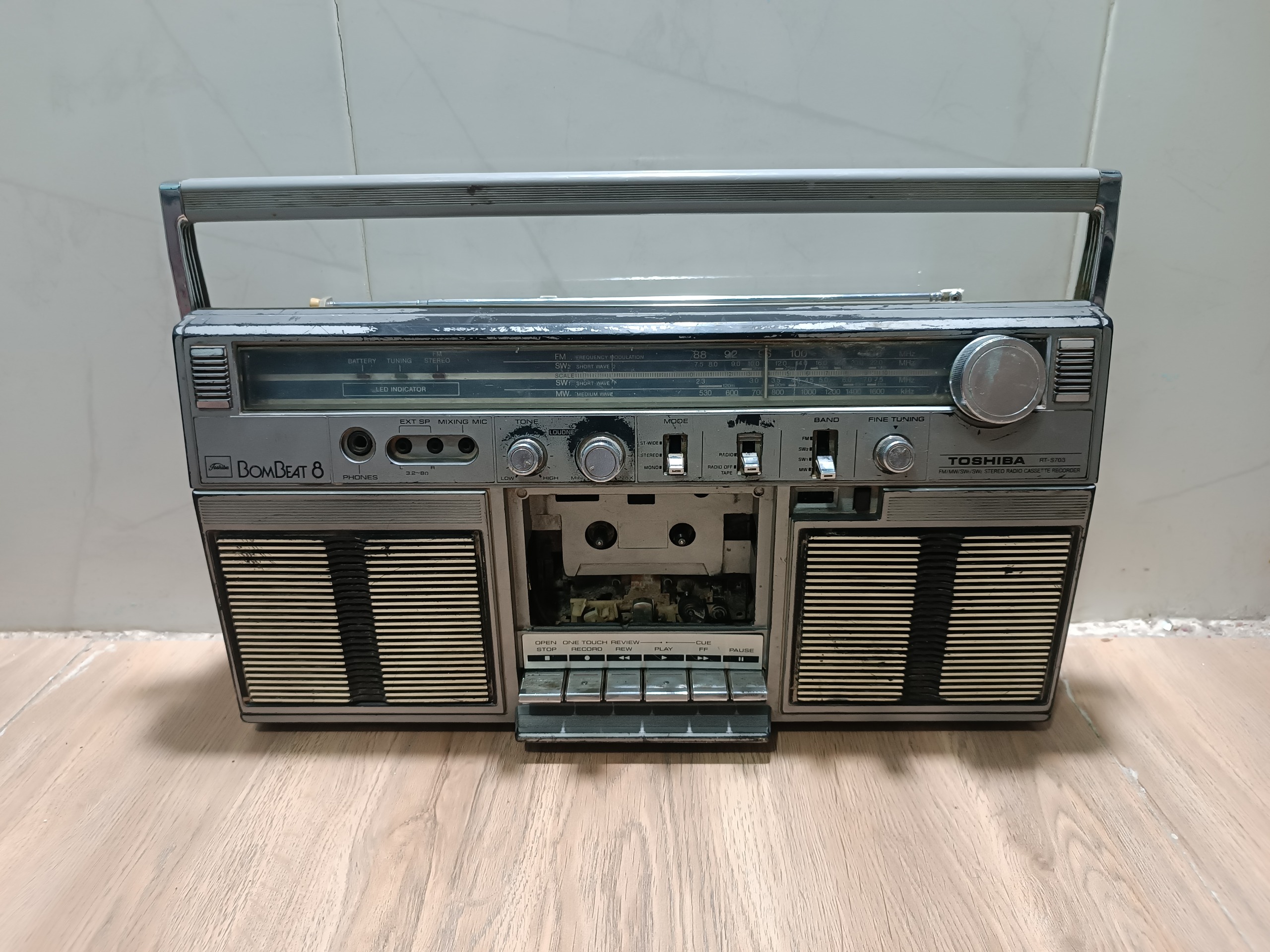 ضبط حرفه ای توشیبا بوم بیت مدل S-703