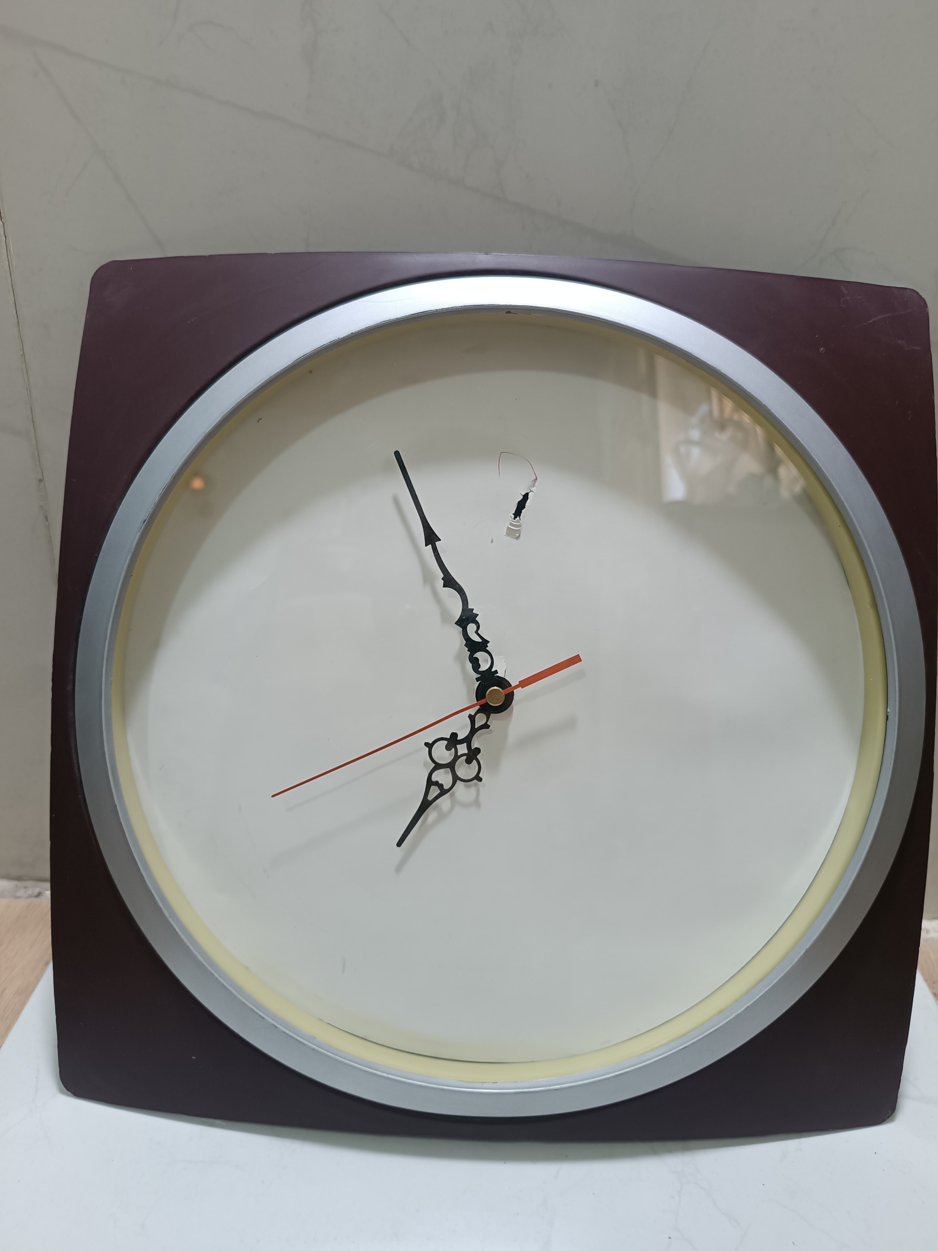 ساعت دیواری طرح دلخواه