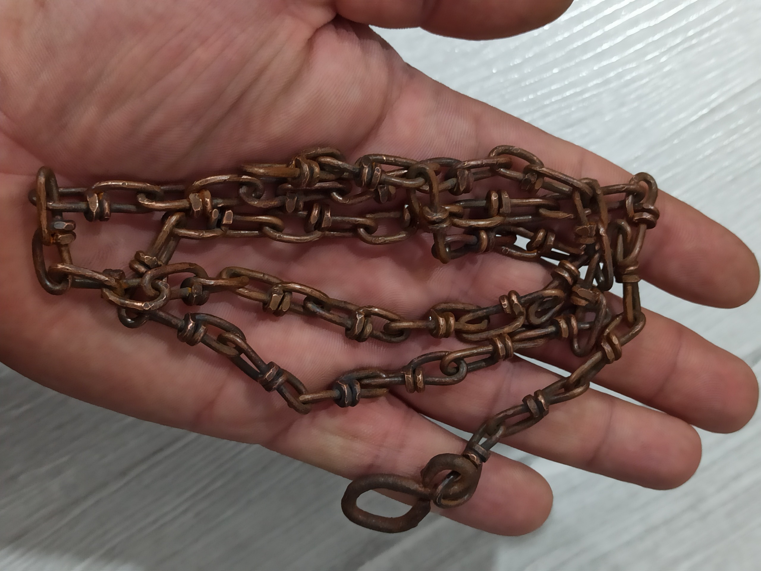 زنجیر دستبافت فلزی رنگ مسی قدیمی هشتاد سانت