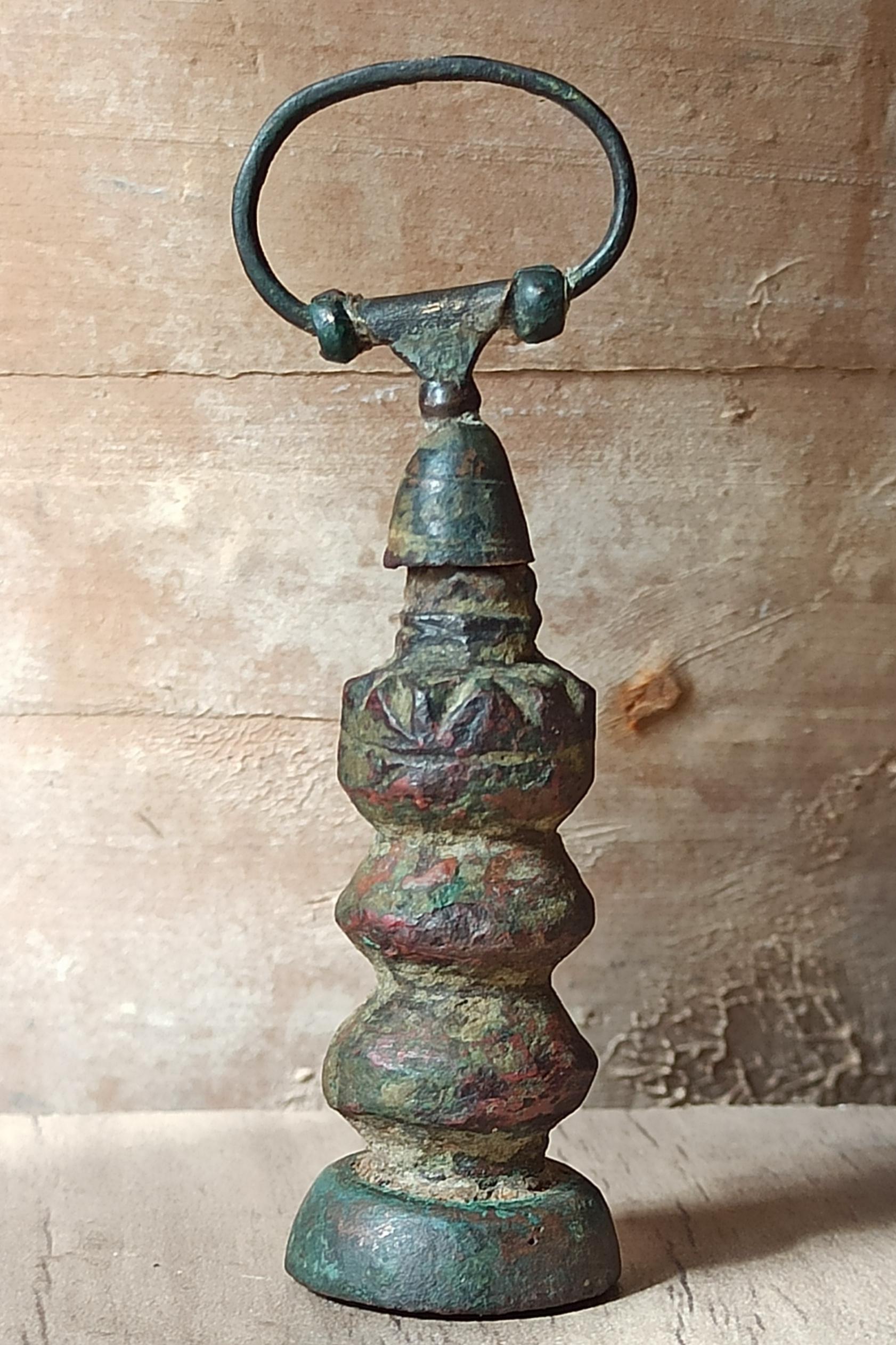 سرمه دان خیلی کهنه و قدیمی خاص و کمیاب