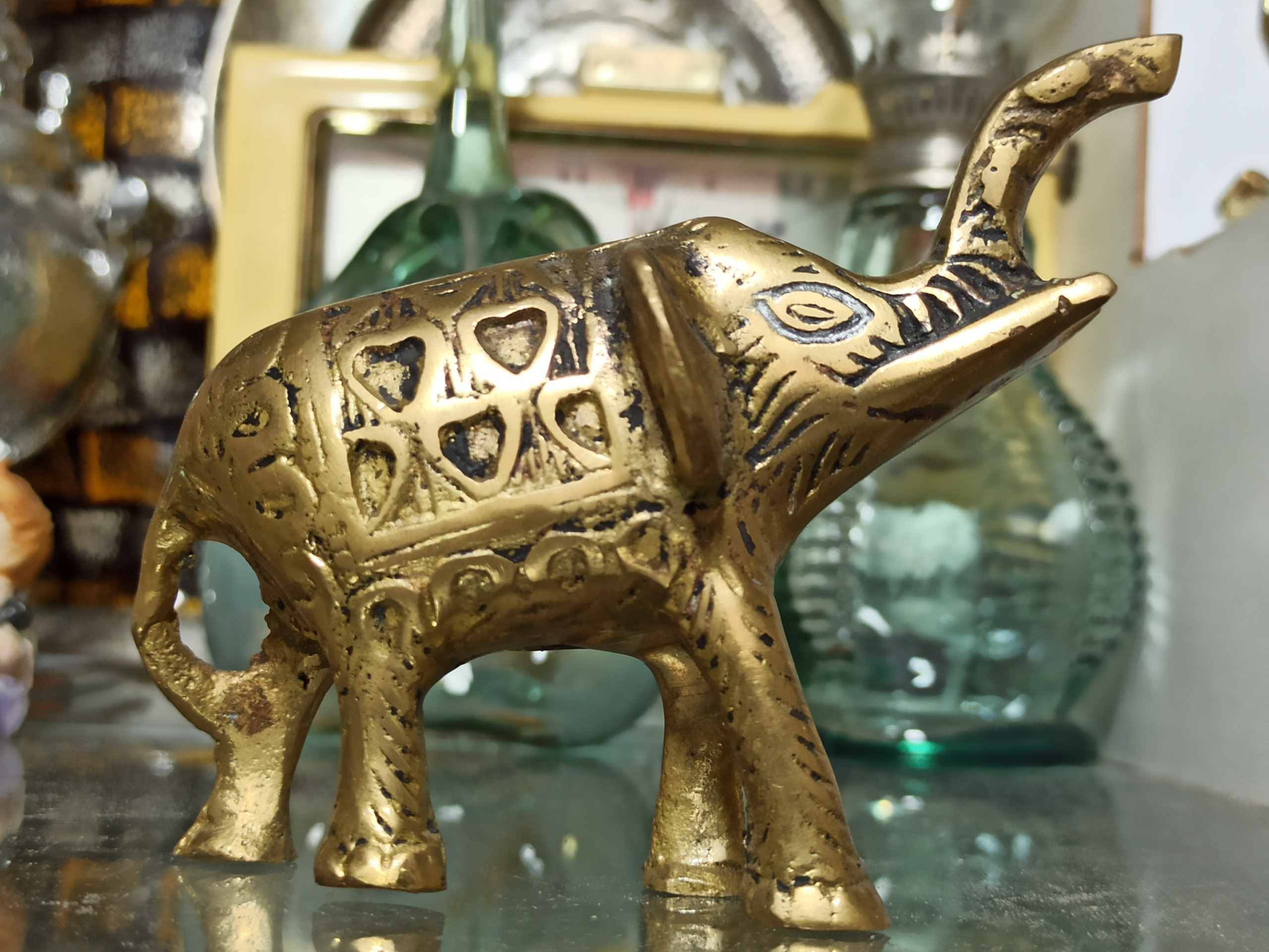 مجسمه برنزی فیل