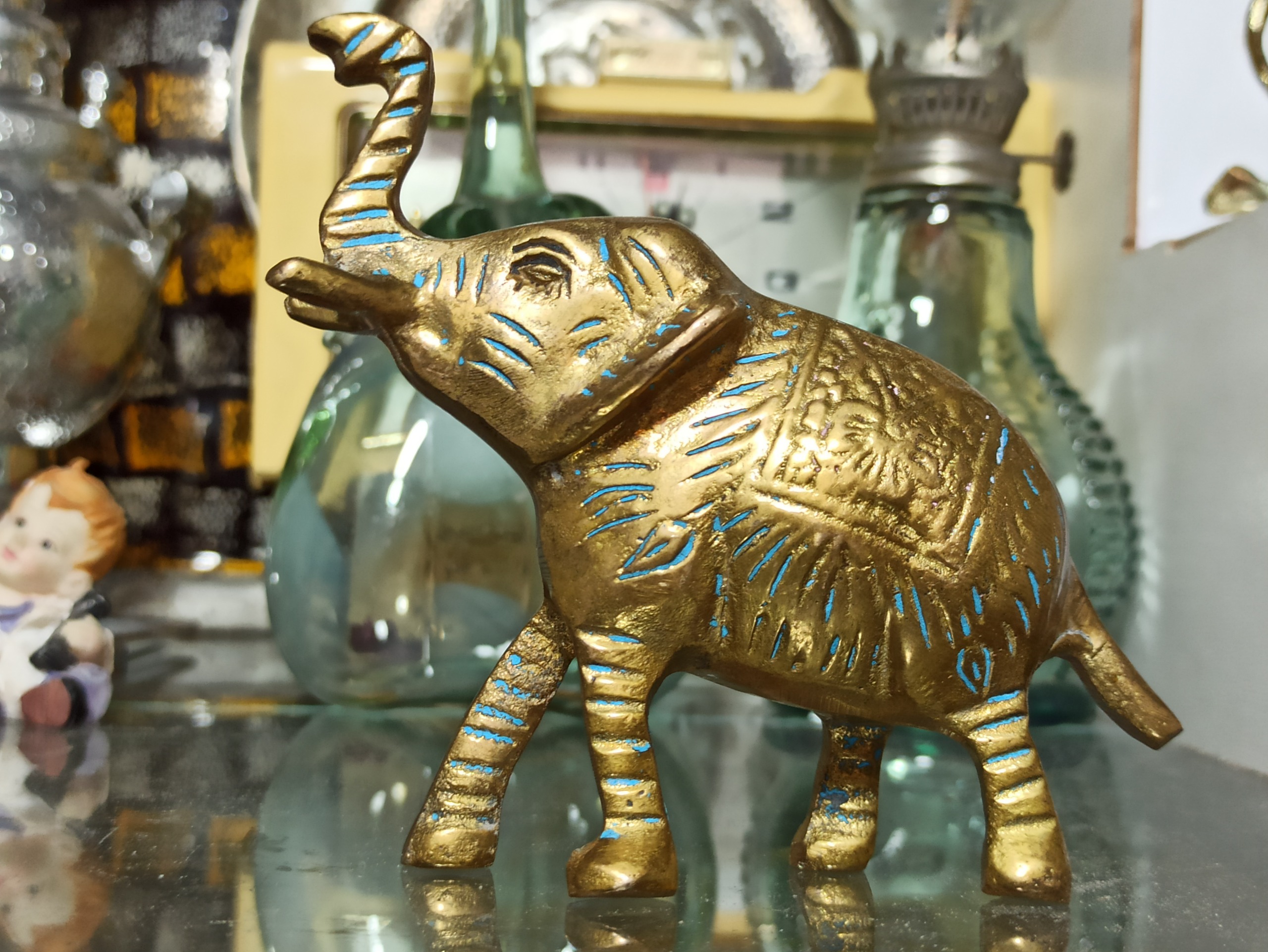 مجسمه برنزی فیل