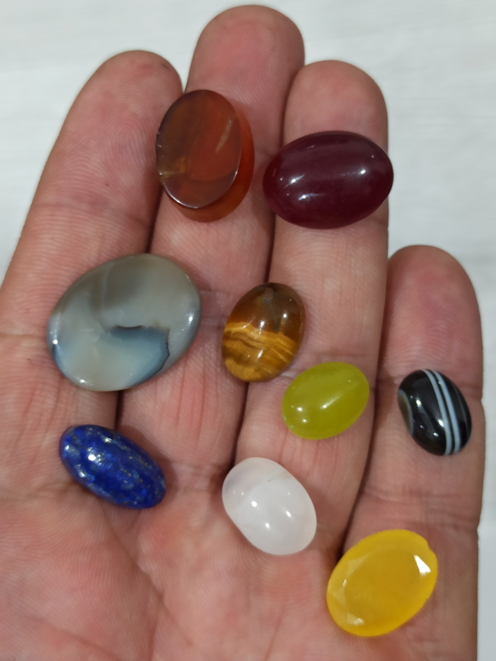 پک مجموعه سنگ ها