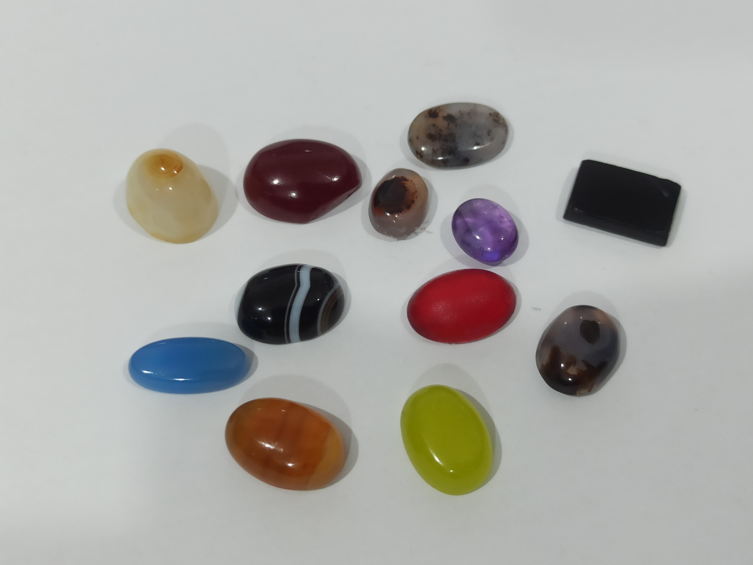 پک مجموعه سنگ ها