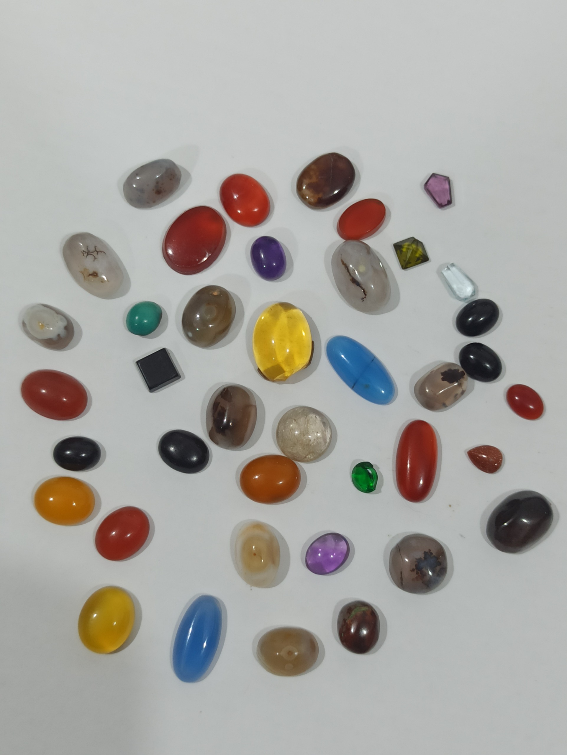 پک مجموعه سنگ ها