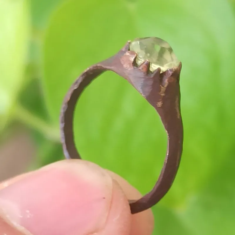 انگشتر کهنه و قدیمی