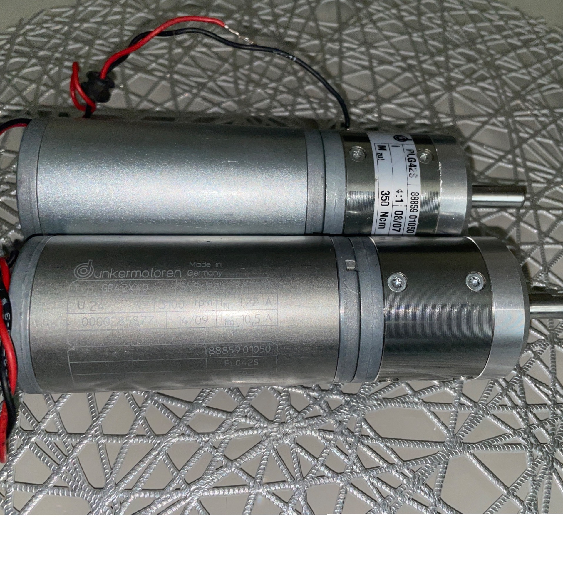 موتور گیربکس دانکر آلمان 24 ولت