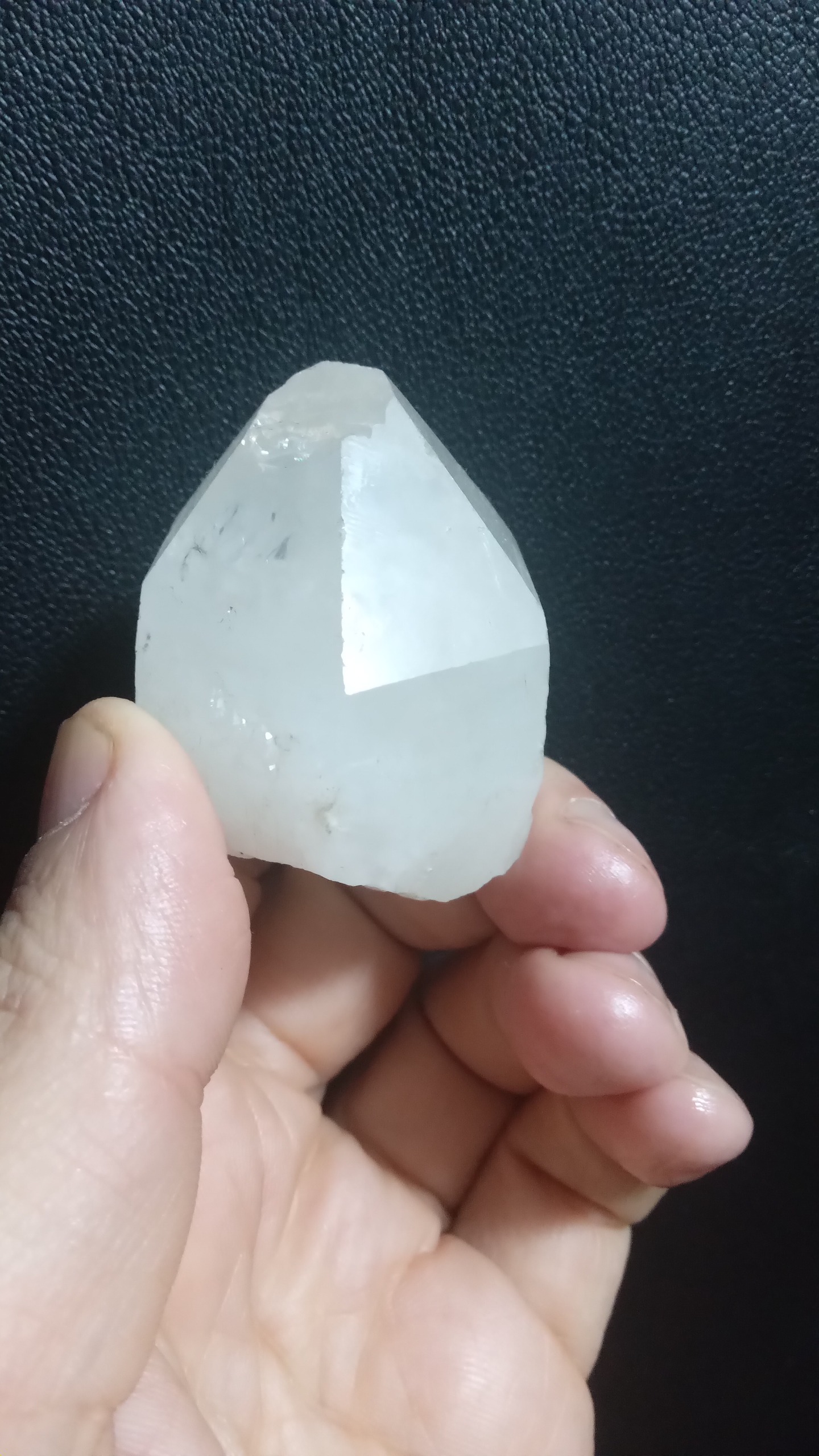 کوارتز هرمی شش وجهی