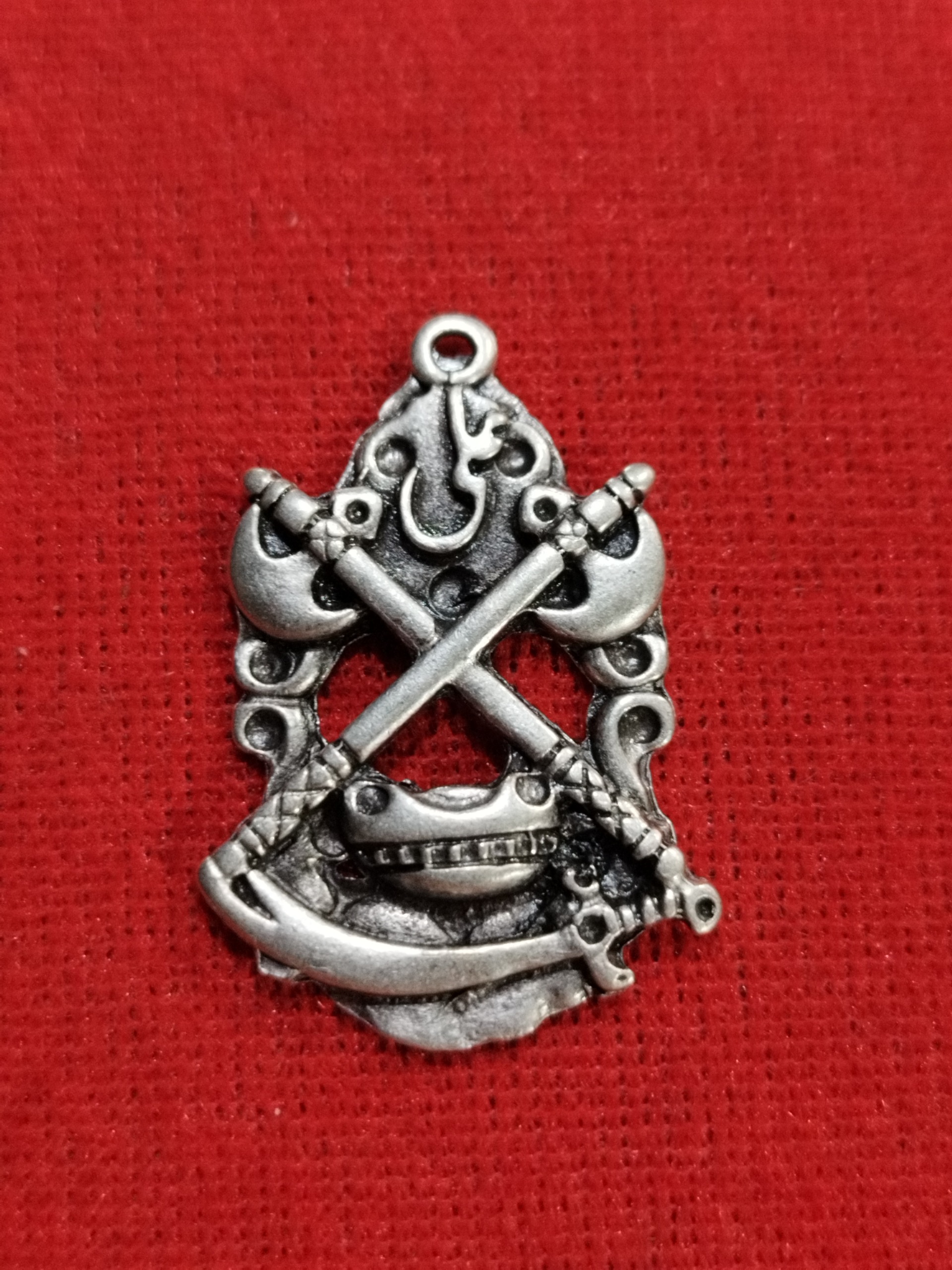 آویز گردنبند قدیمی حضرت علی