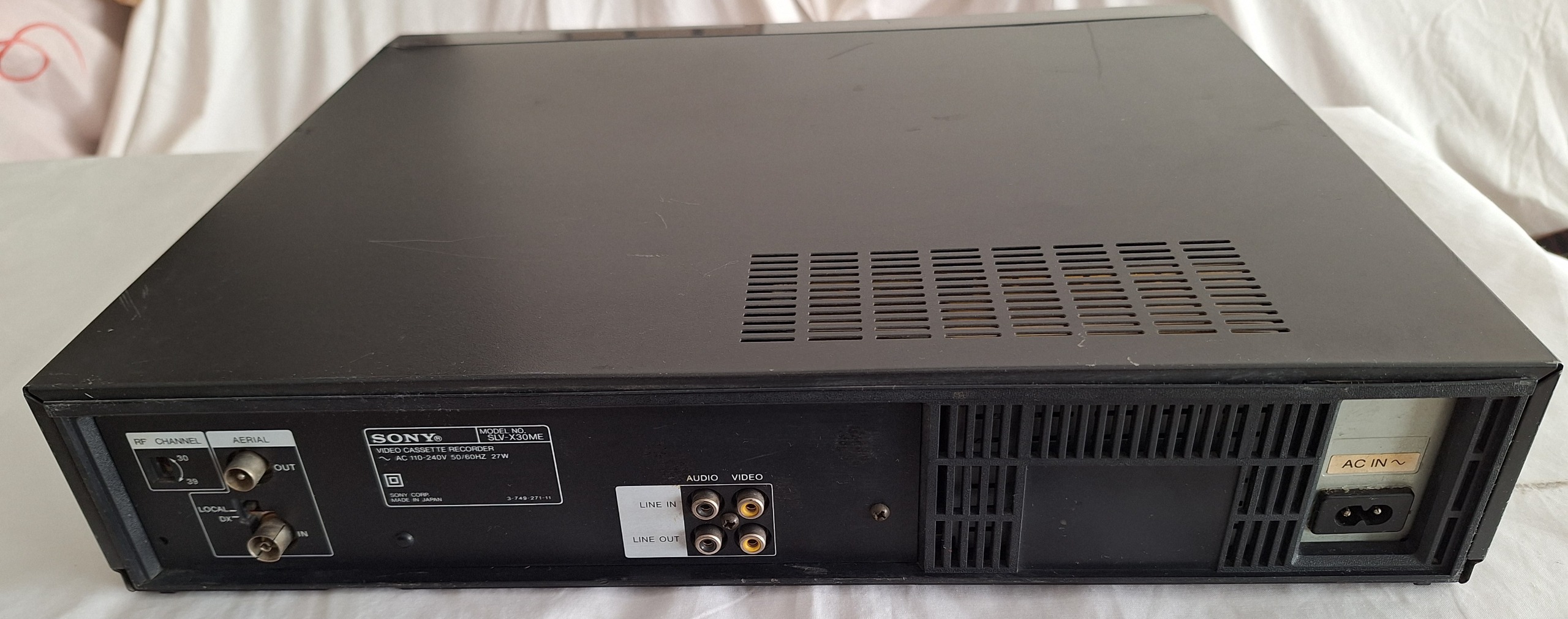 ویدیو سونی مدل X30 معیوب