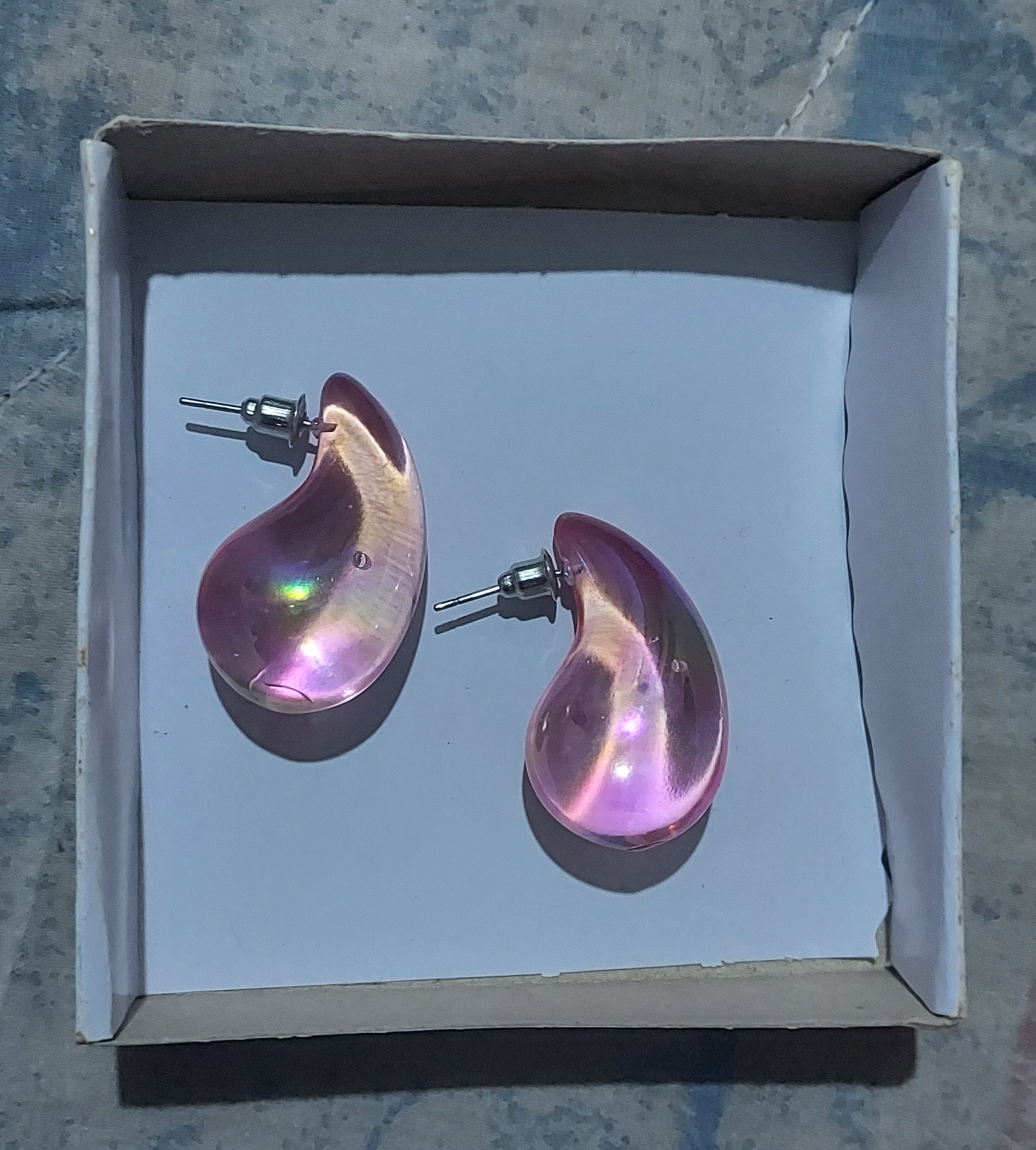 گوشواره صورتی هفت رنگ