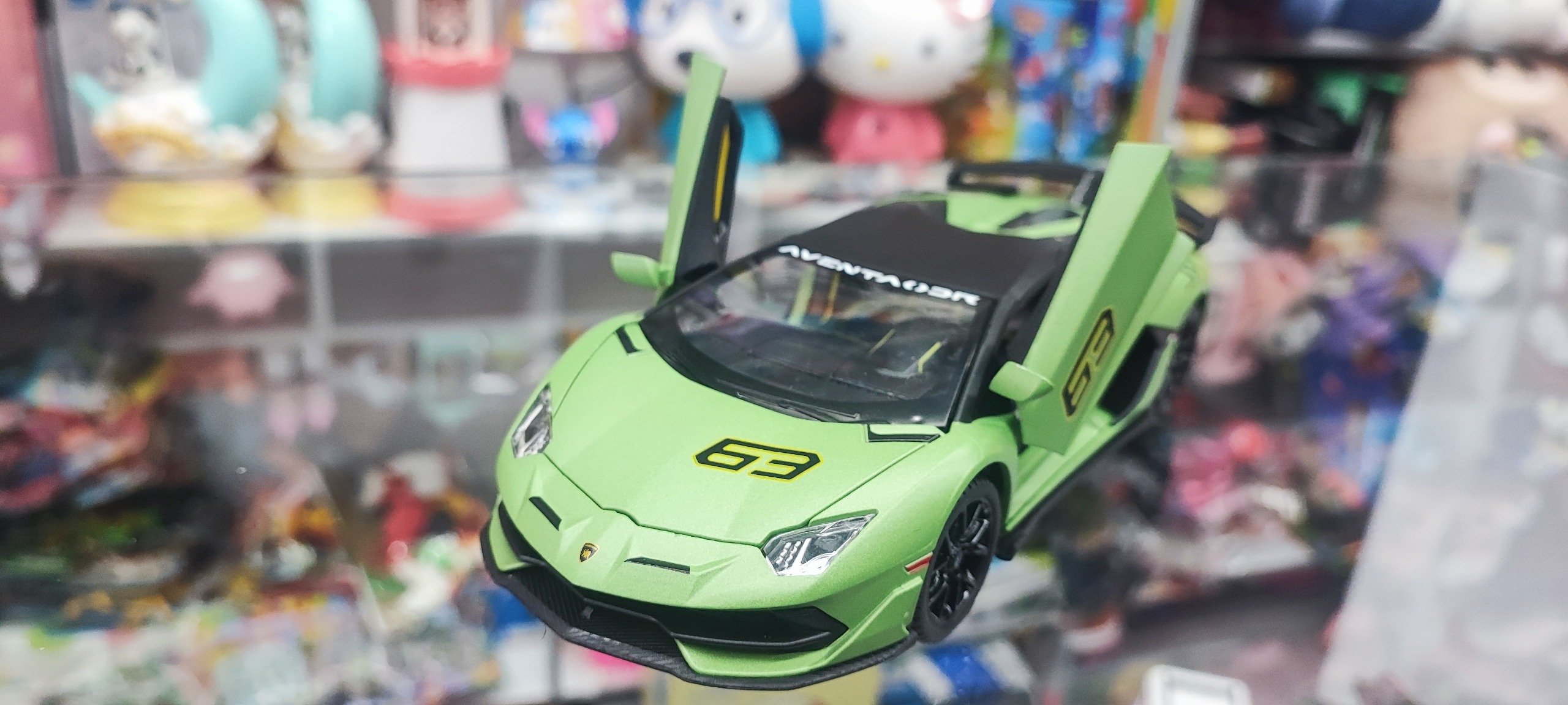 ماکت فلزی لامبورگینی اونتادور رنگ سبز