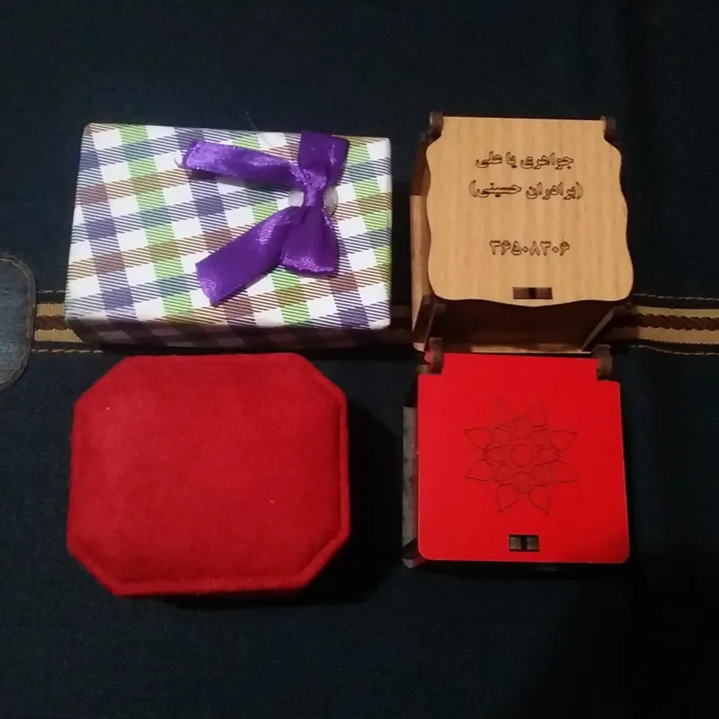 چهار جعبه انگشتر و جواهر _ قیمت برای همگی