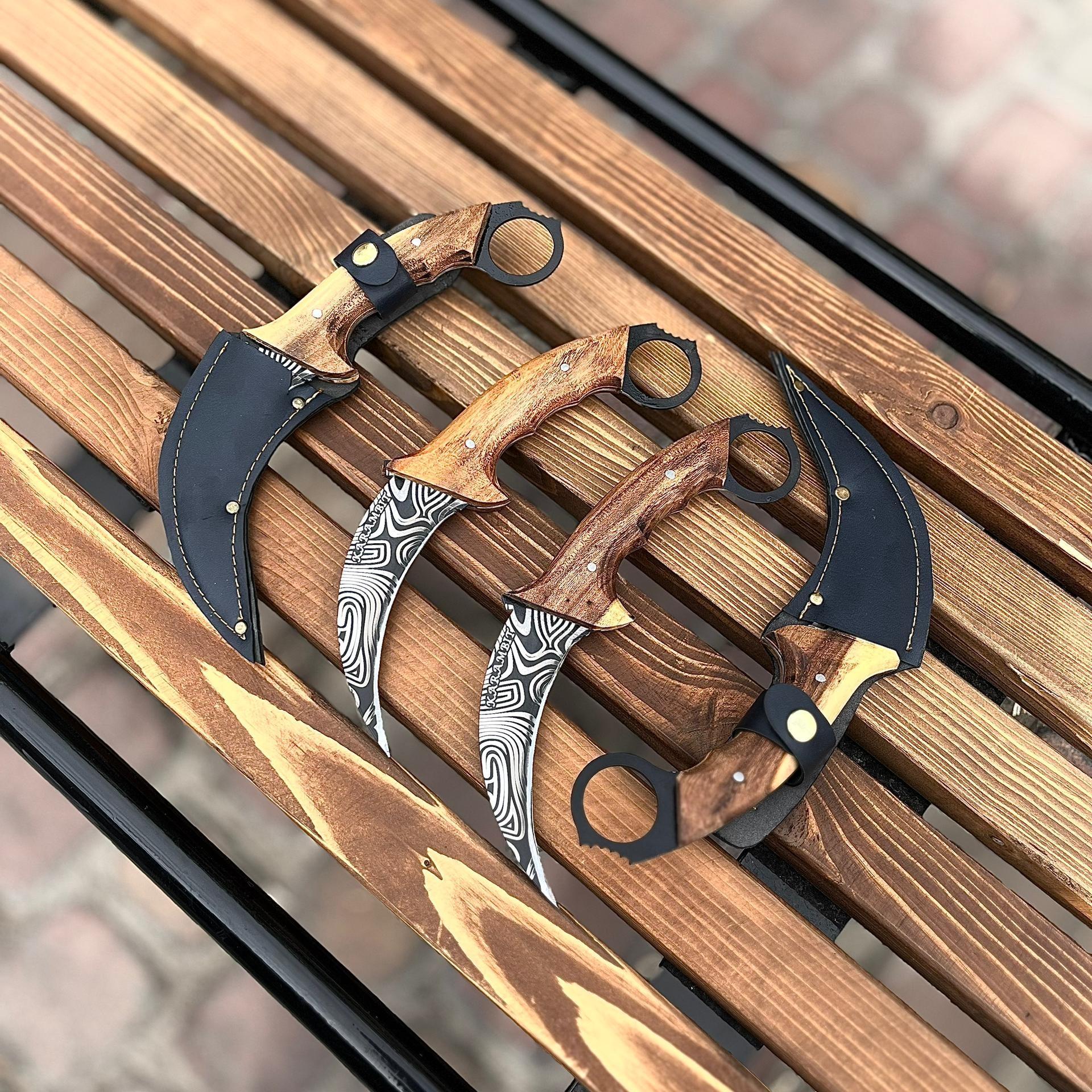 چاقو کارامبیت زنجان با غلاف