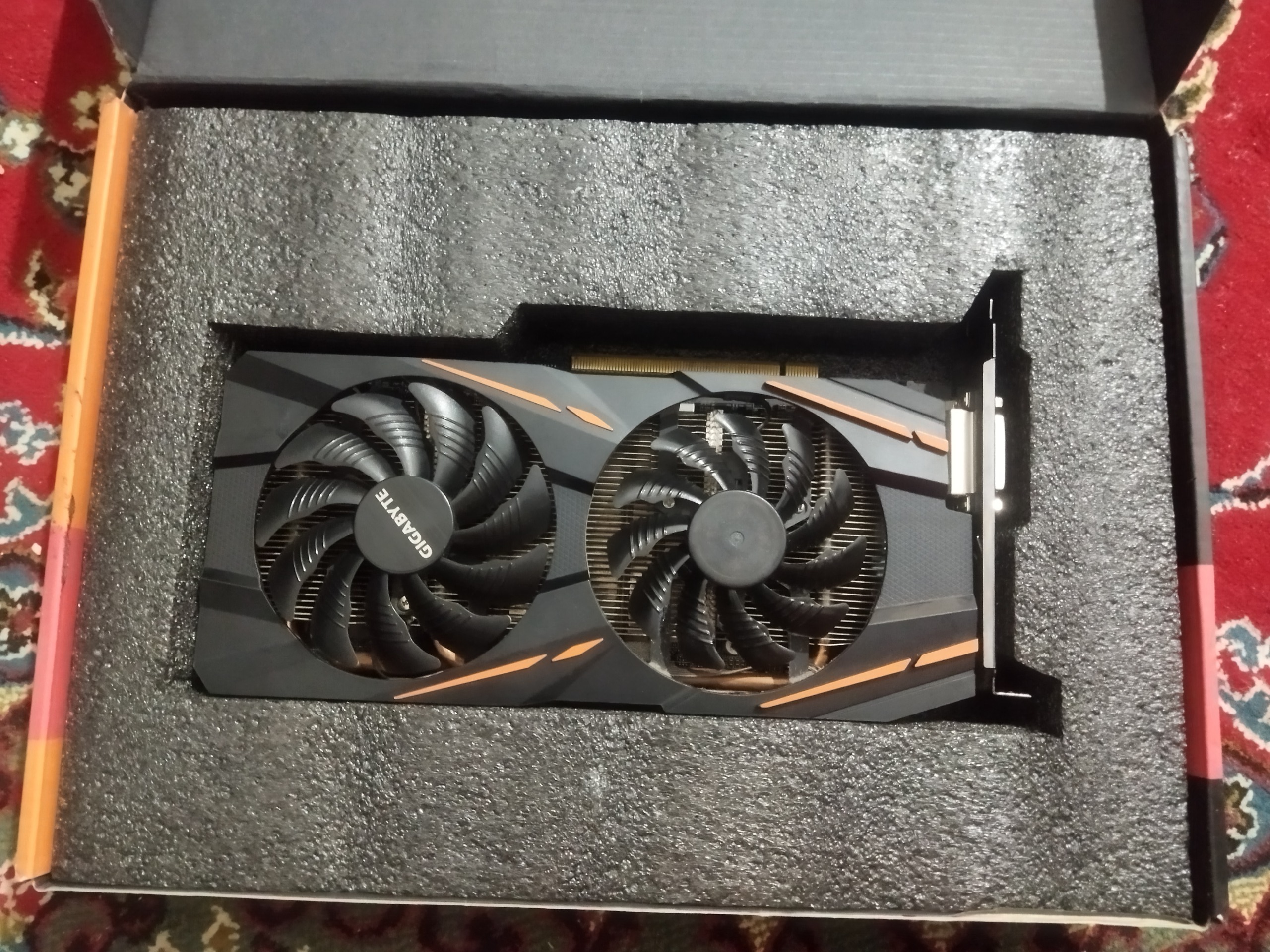 کارت گرافیک RX570
