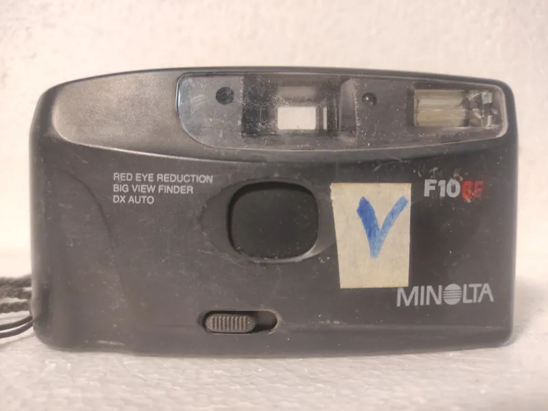 دوربین کلکسیونی MINOLTA طبق عکس و توضیحات