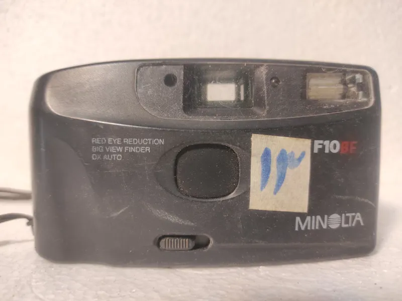 دوربین کلکسیونی MINOLTA طبق عکس و توضیحات