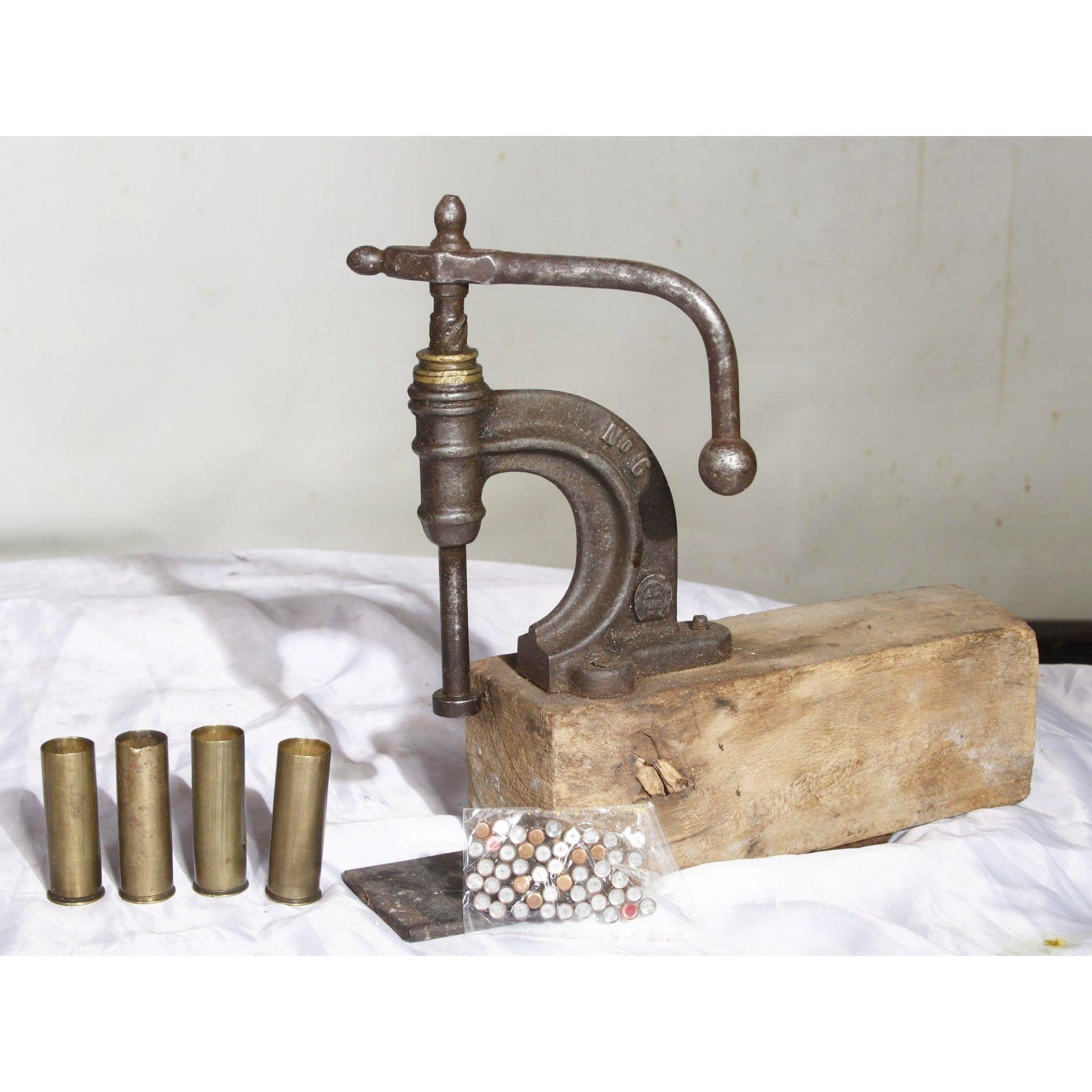 فشنگ پرکن خاص با 4 عدد پوکه و 35 عدد چاشنی