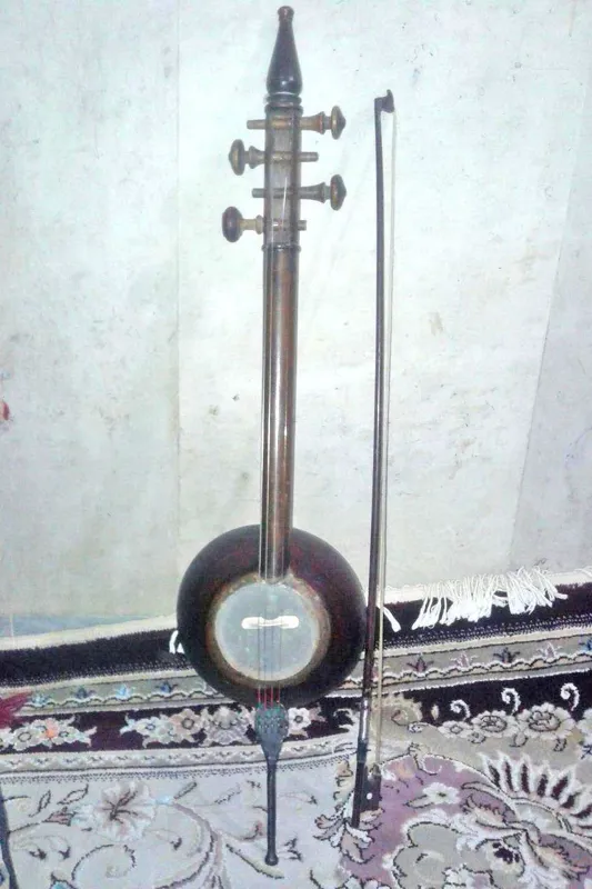 کمانچه قدمت بالا {استان فارس بوده}
