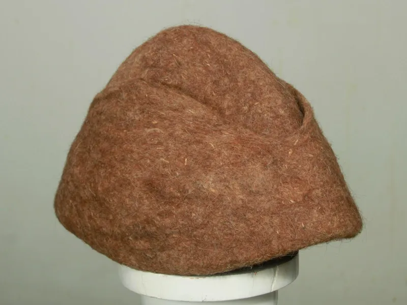 کلاه نمدی قدیمی نمایشگاهی سنتی